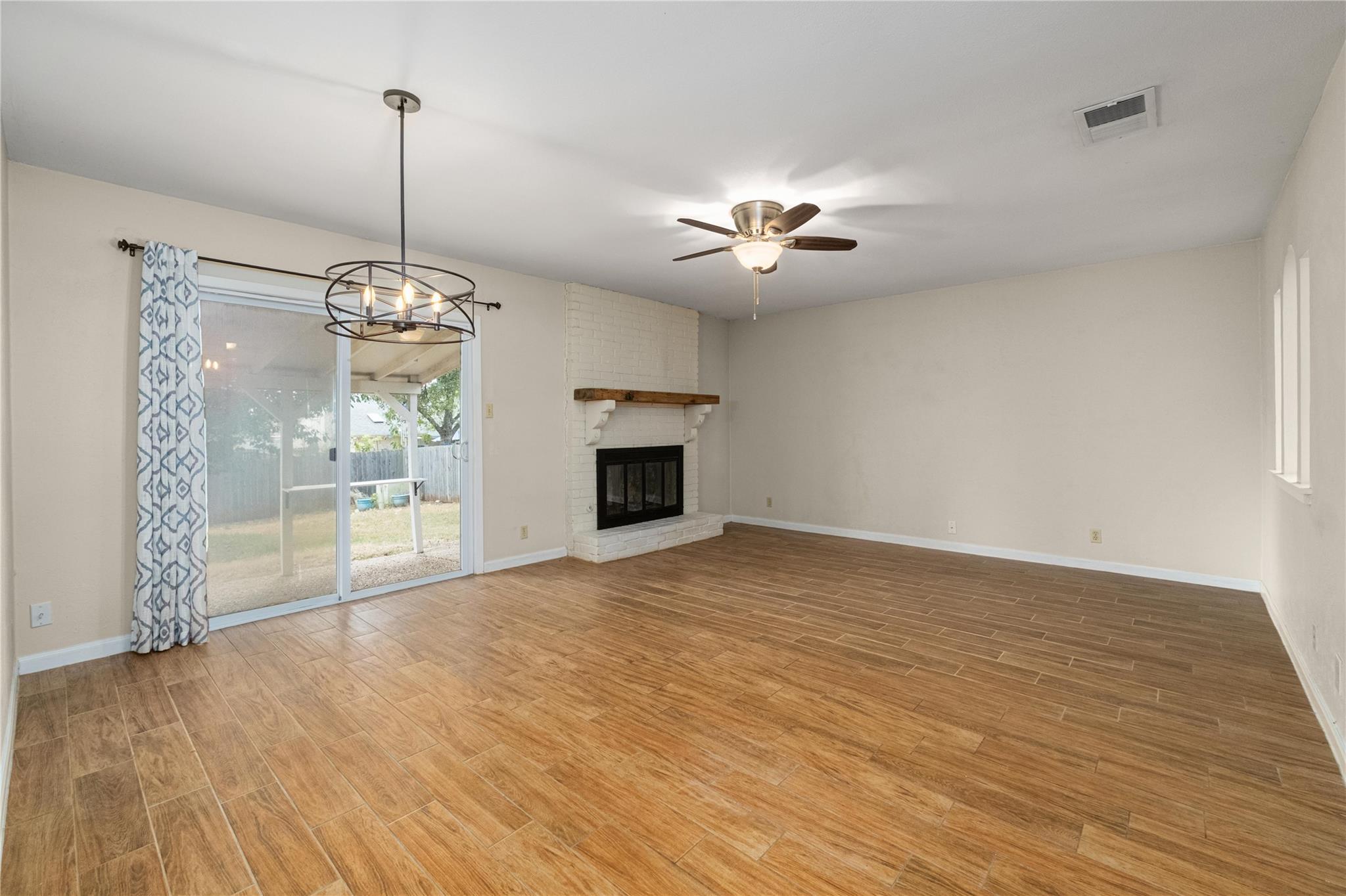 11507 Pyreneese Dr Property Photo 19