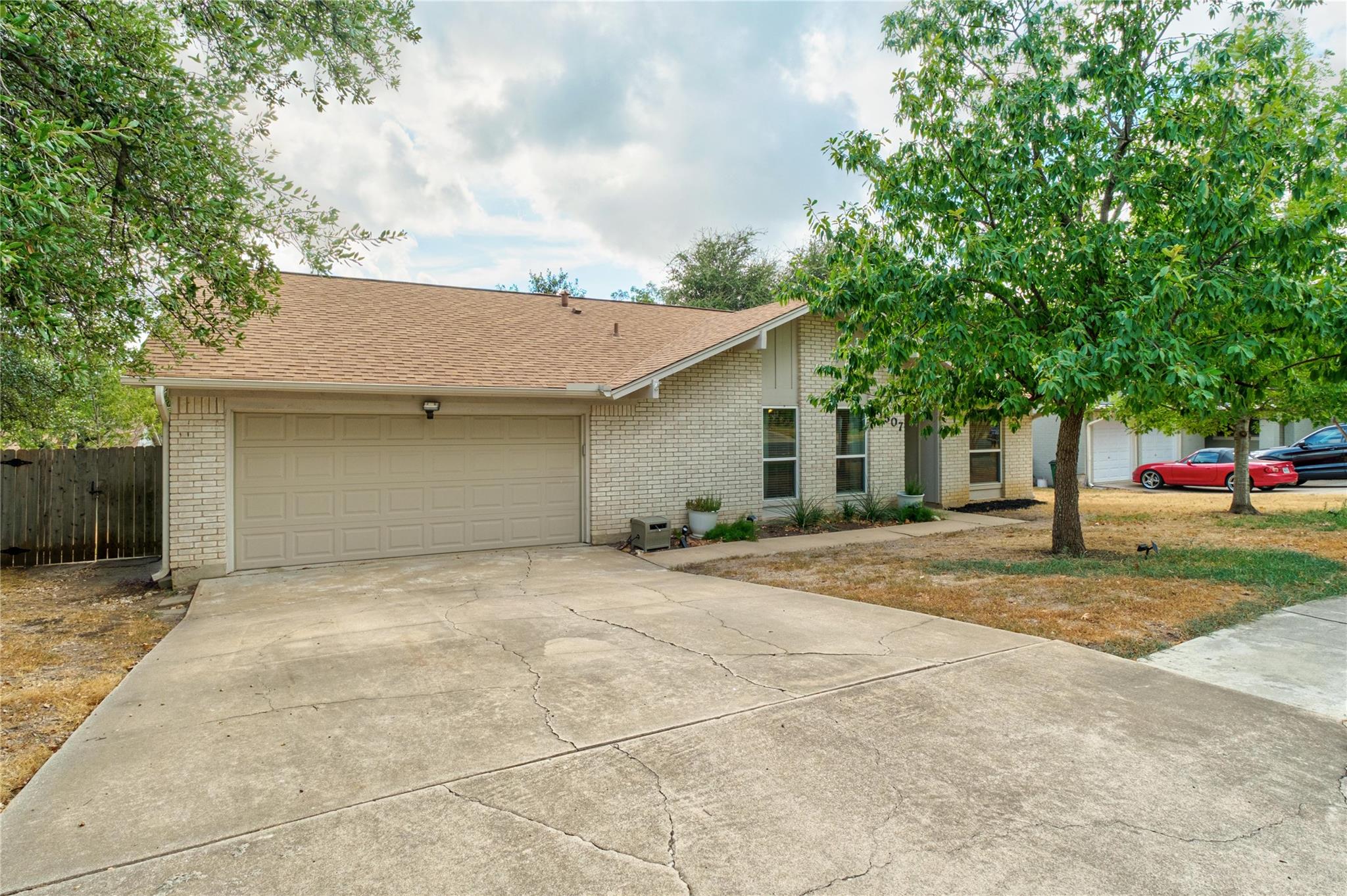 11507 Pyreneese Dr Property Photo 27