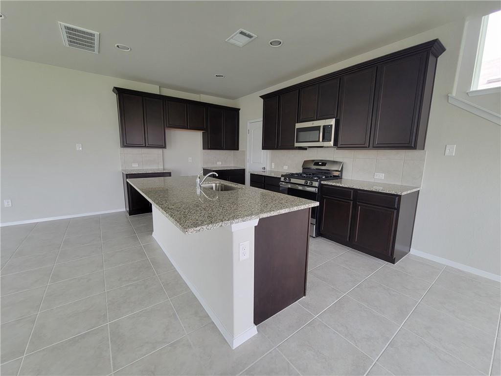 11300 Lago De Garda Dr Property Photo 4