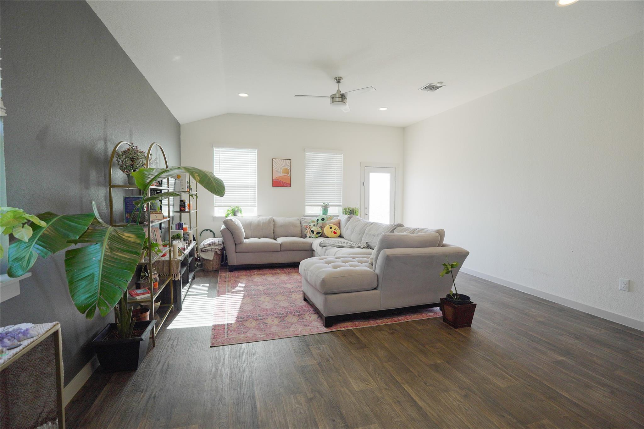 4605 Tully Dr Property Photo 7