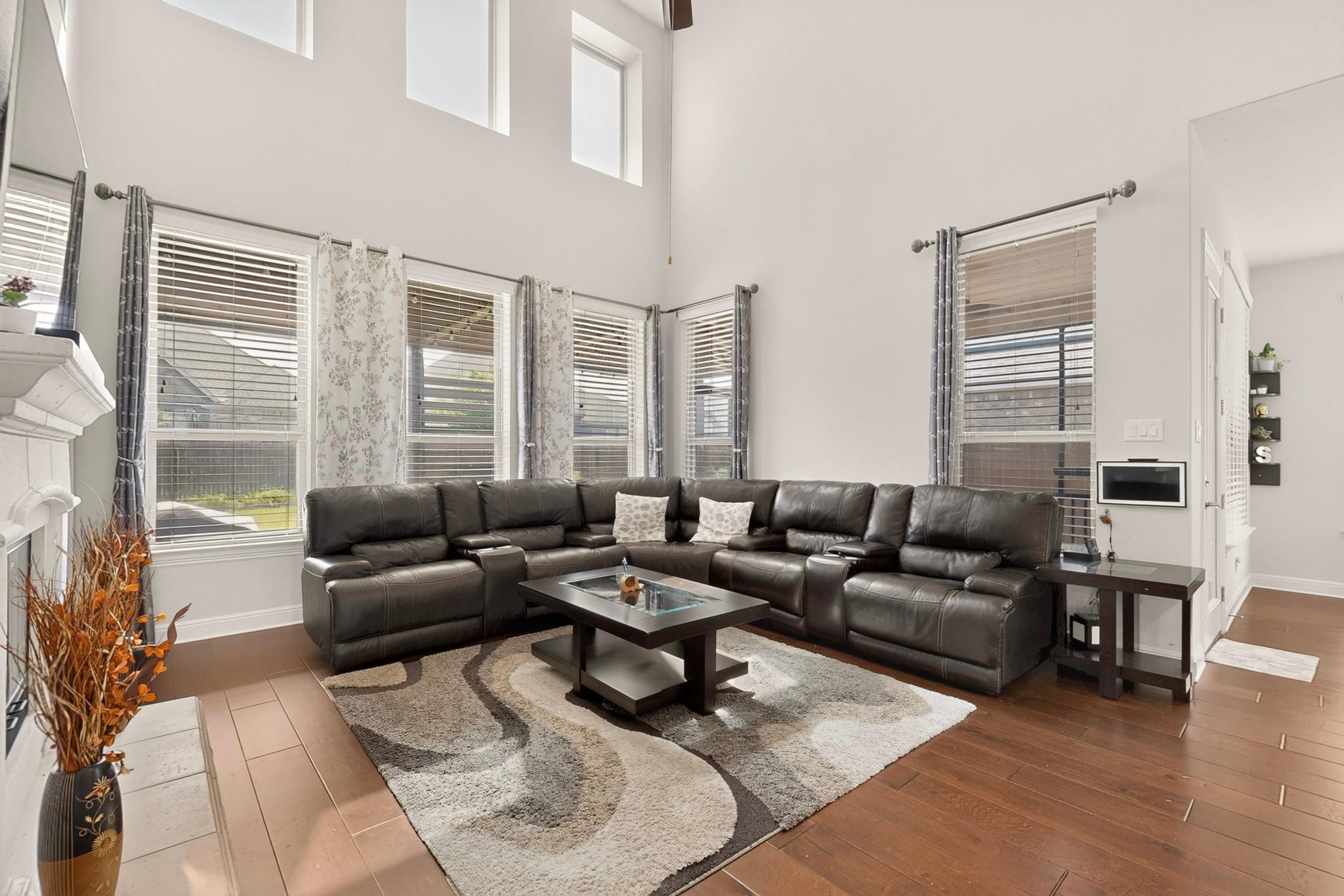 19504 Stanton Drew Trl Property Photo 7