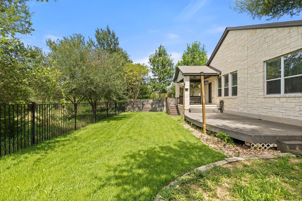 11521 Cherisse Dr Property Photo 5
