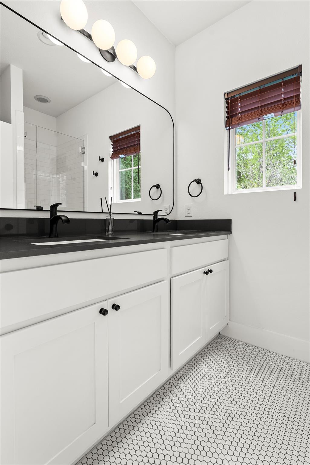 1213 Eleanor St #b Property Photo 22