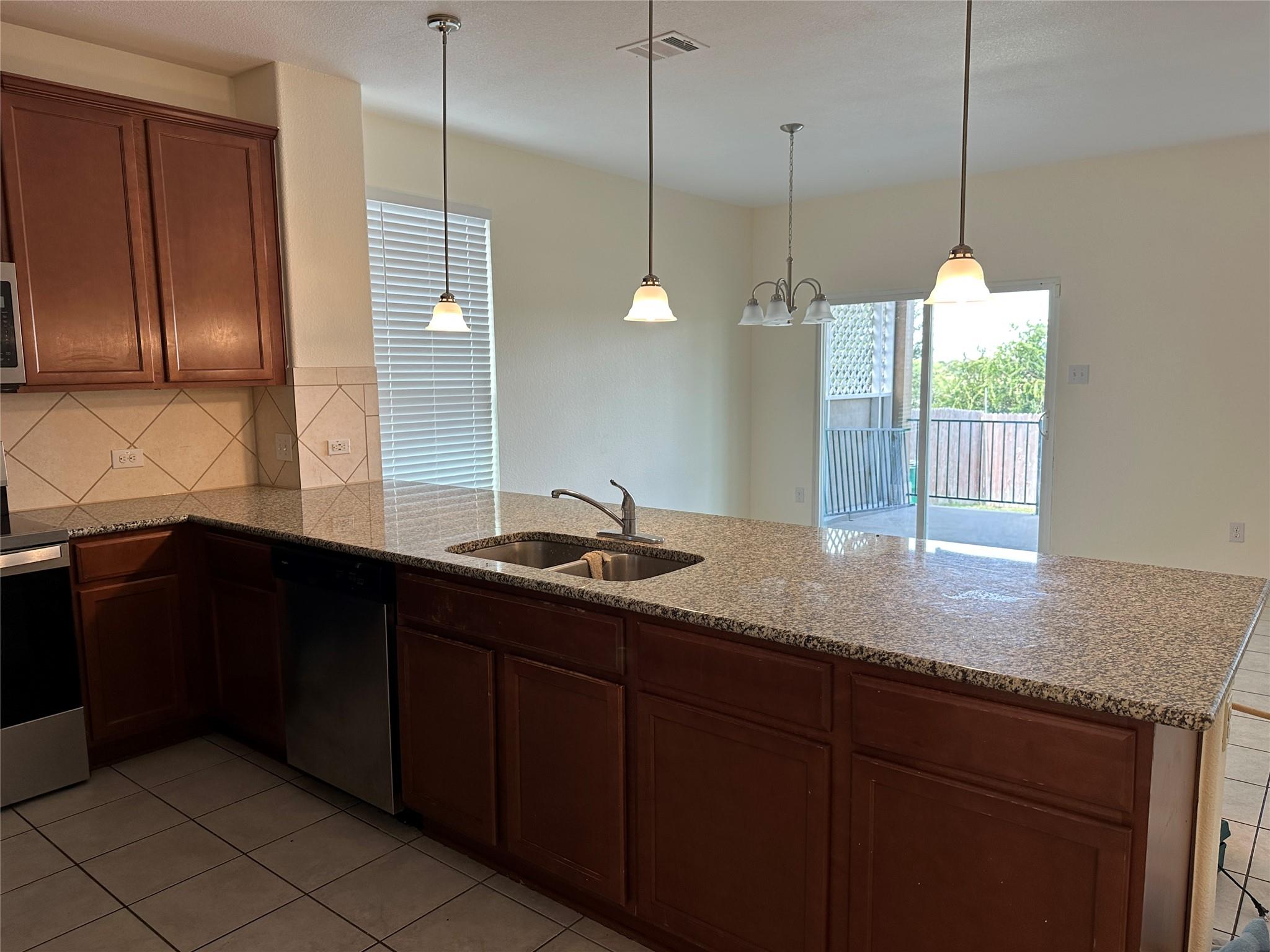 13904 Lyndon B Johnson St Property Photo 10