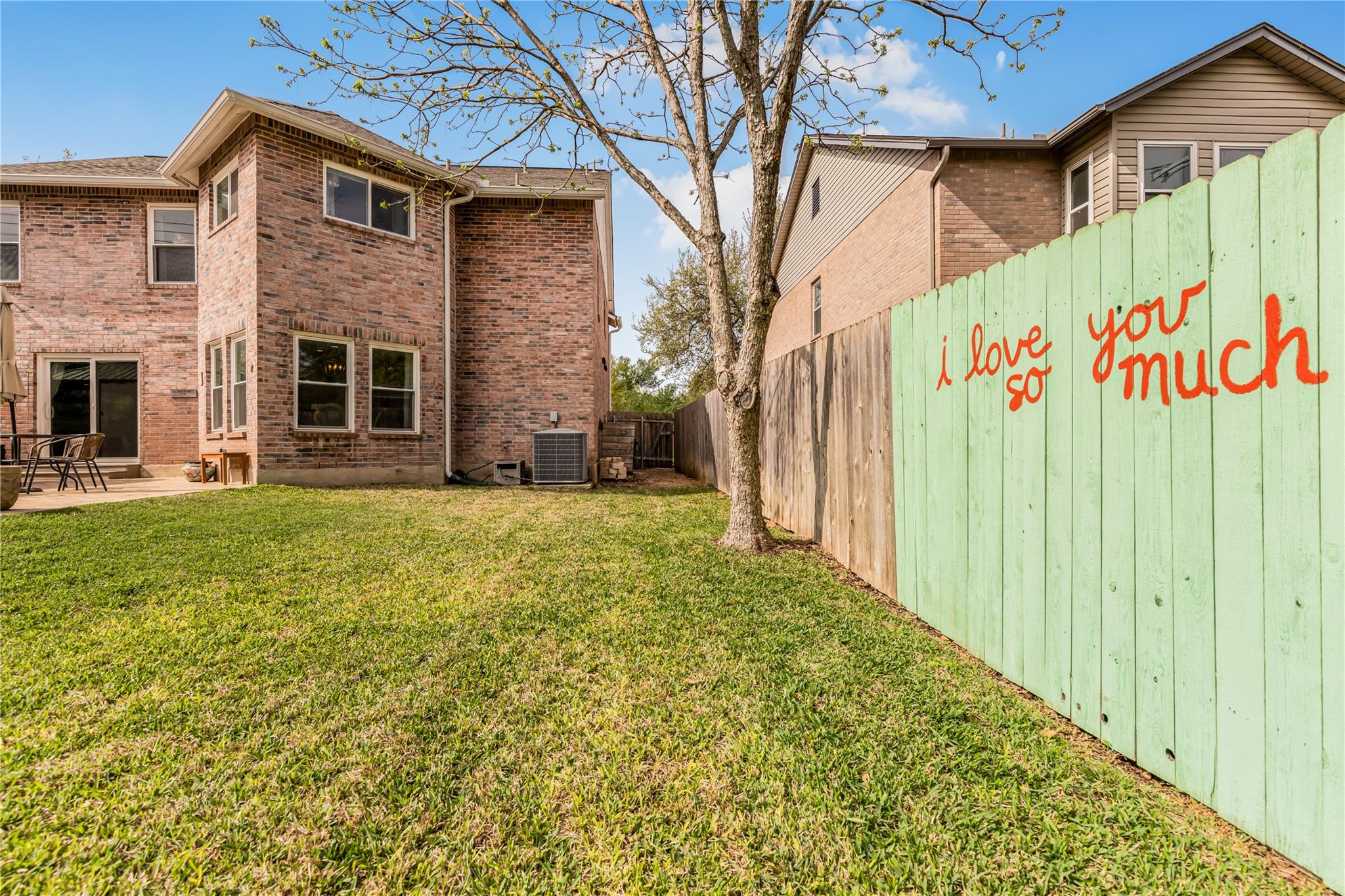 1006 Del Roy Dr Property Photo