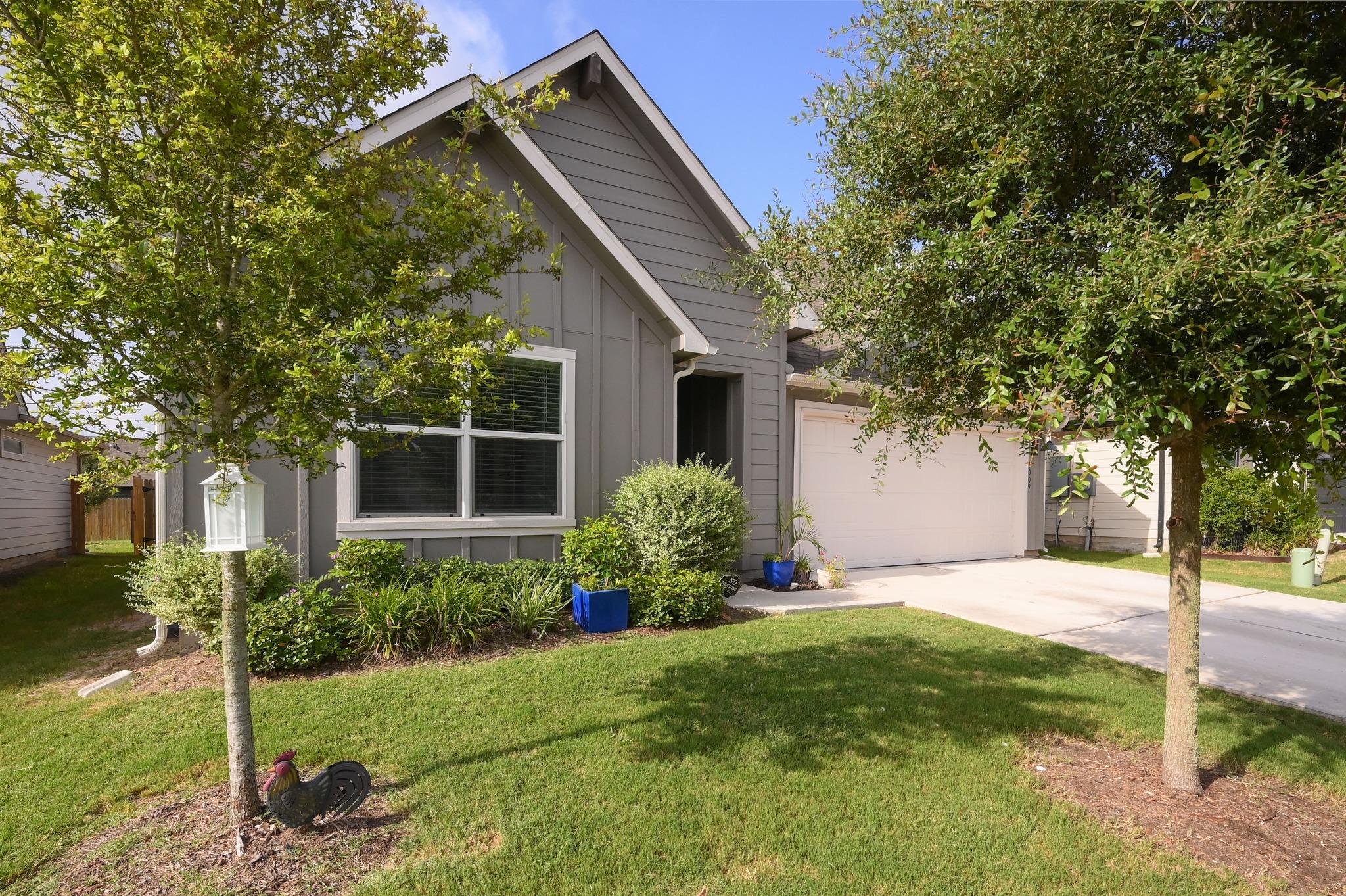 1009 Marvin Way Property Photo 4