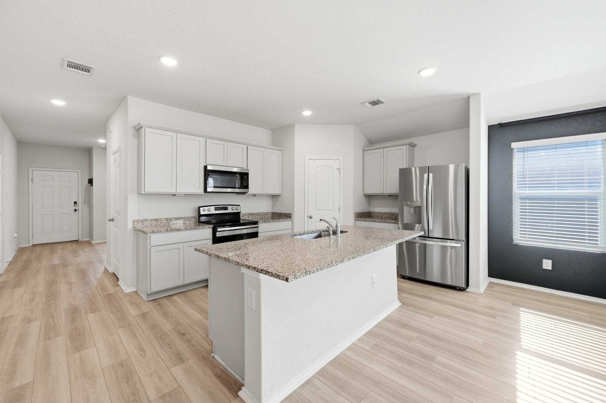 1009 Marvin Way Property Photo 10