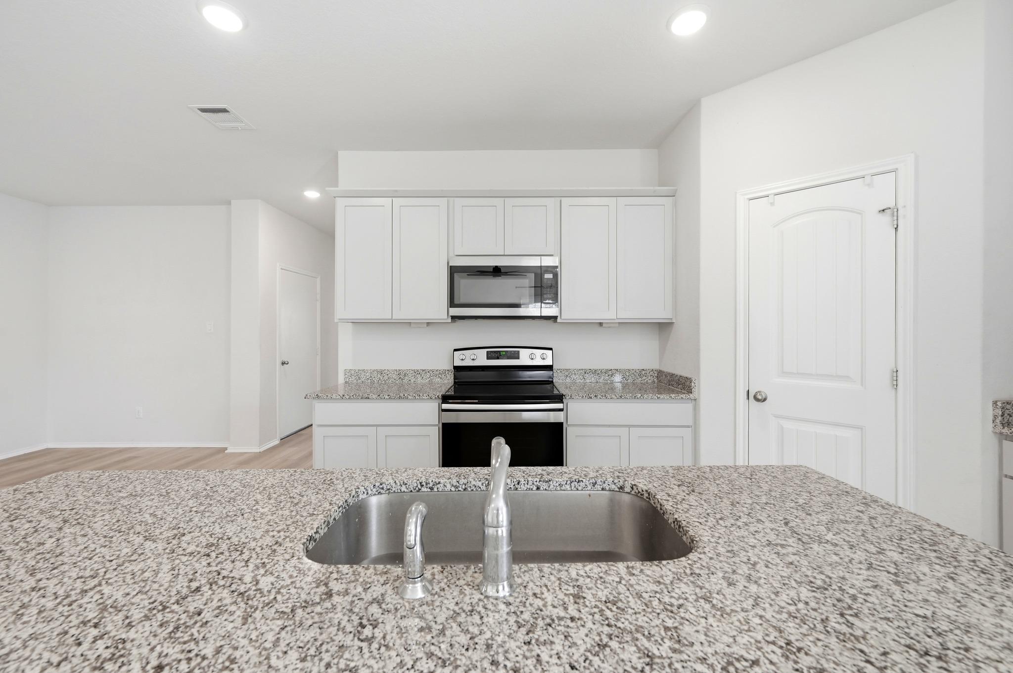 1009 Marvin Way Property Photo 12