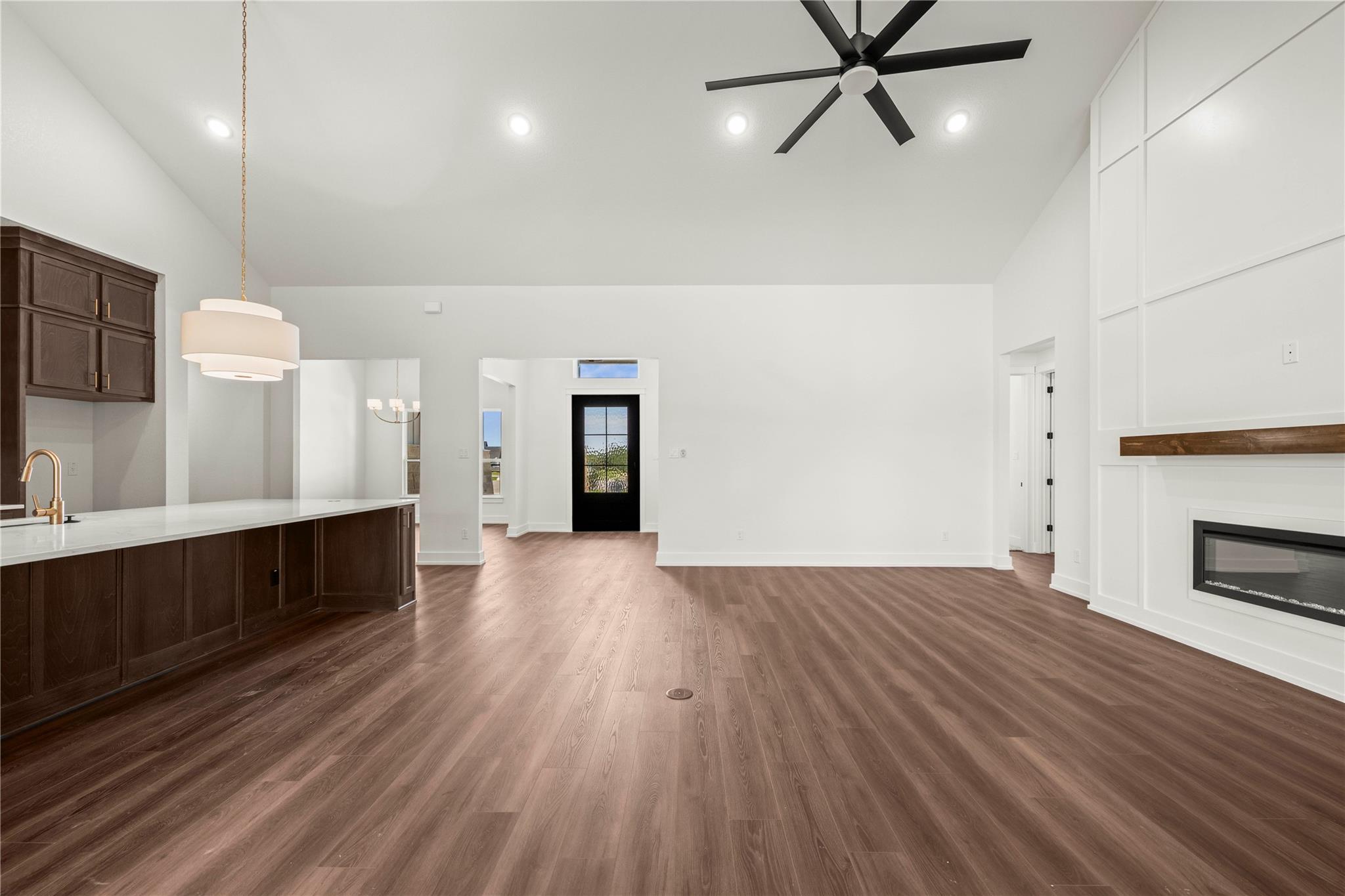 520 Vale Pond Spur Property Photo 6