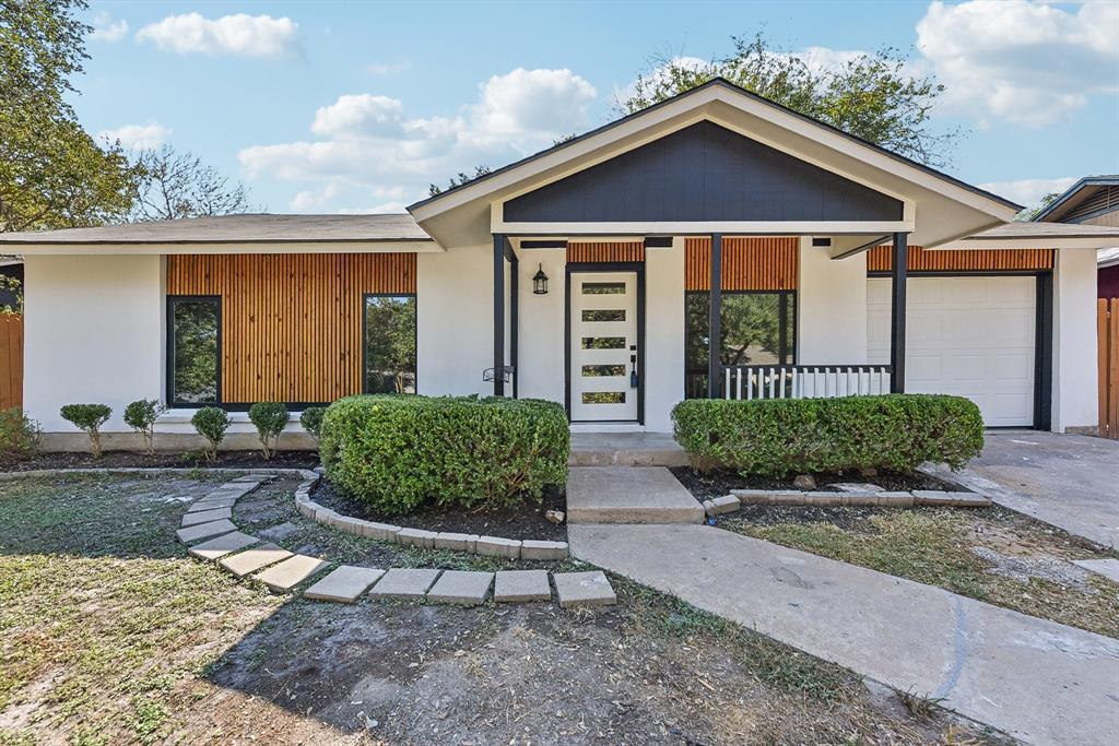 909 Austin Highlands Blvd Property Photo 1