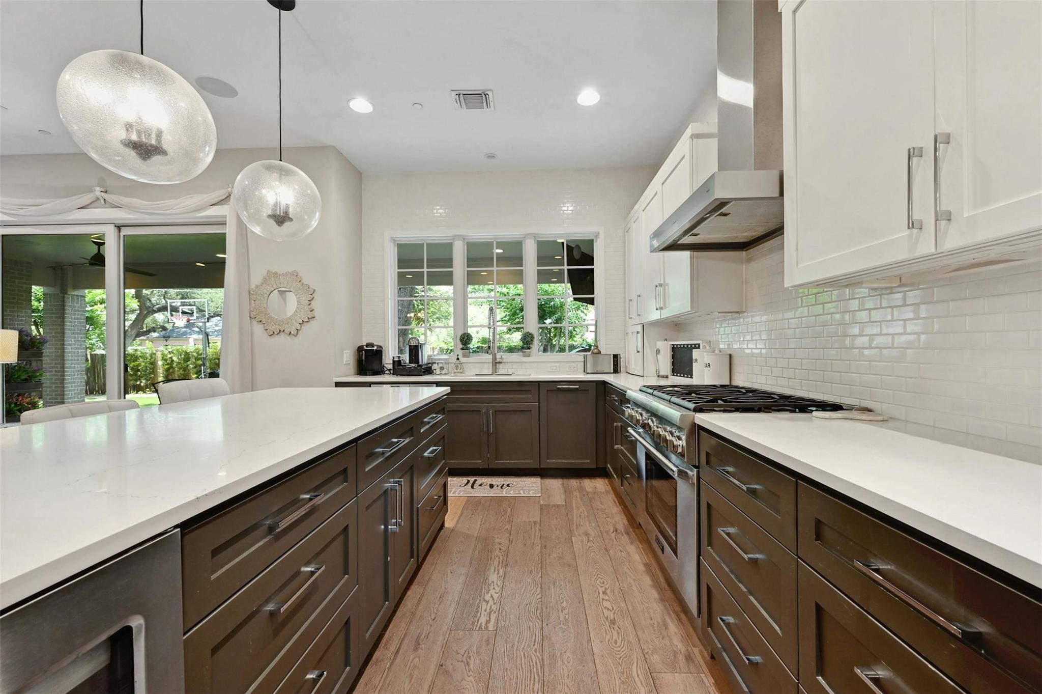 3400 Oakmont Blvd Property Photo 8