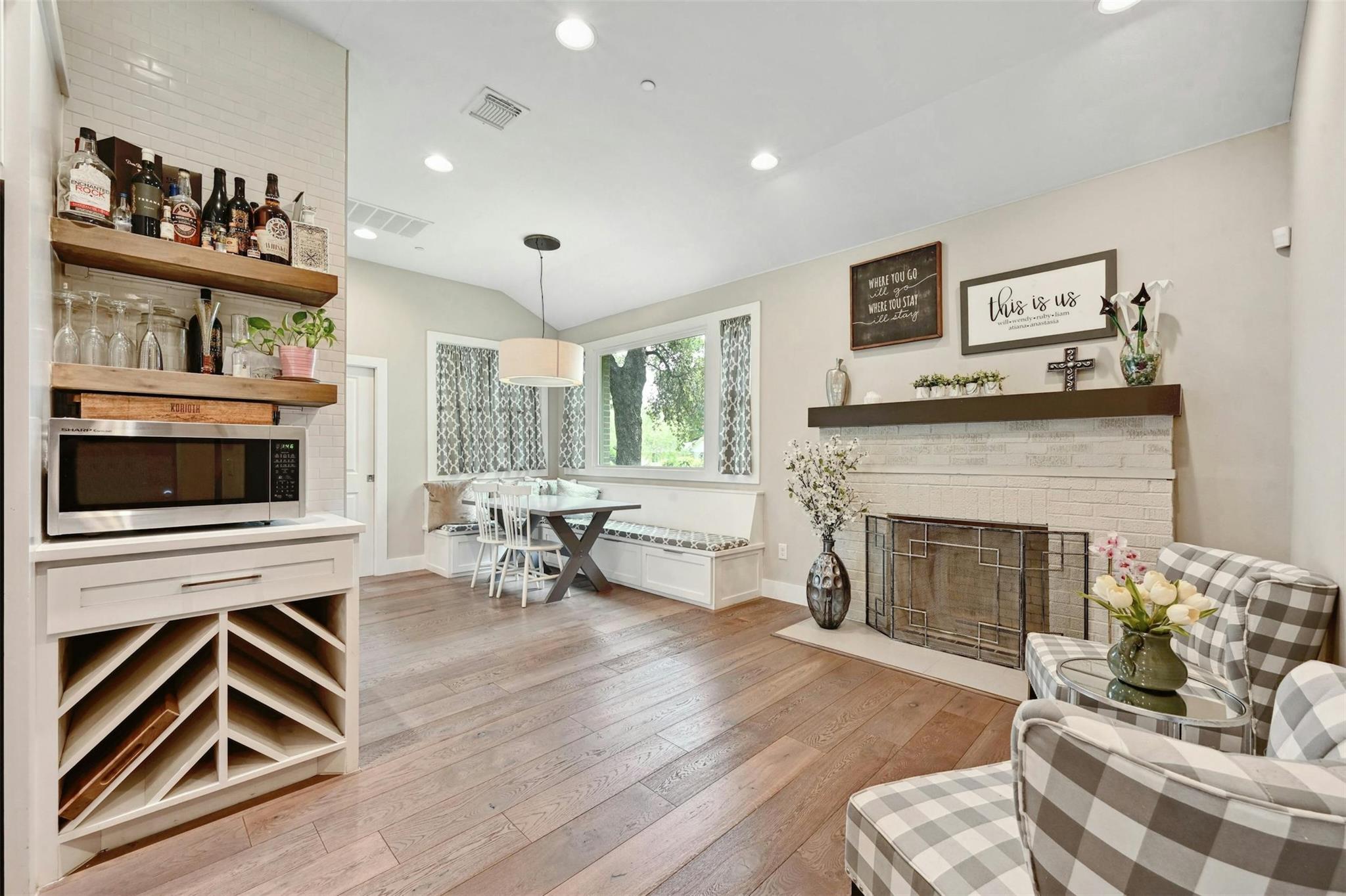 3400 Oakmont Blvd Property Photo 9