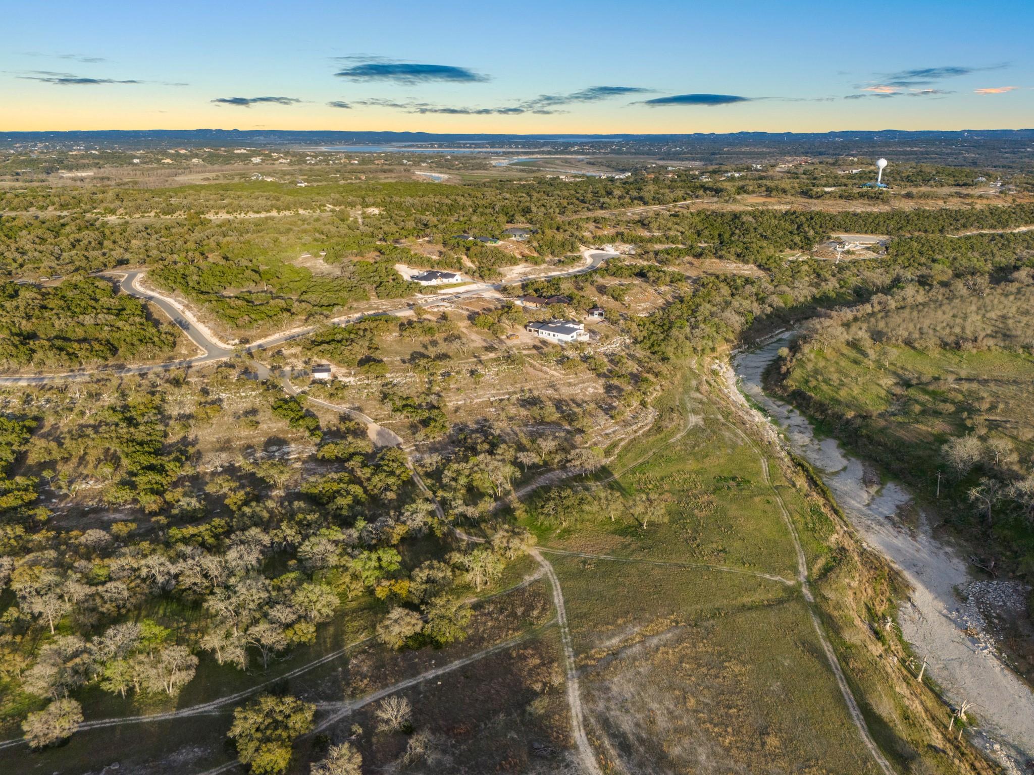 2014 Paradise Pkwy Property Photo 6