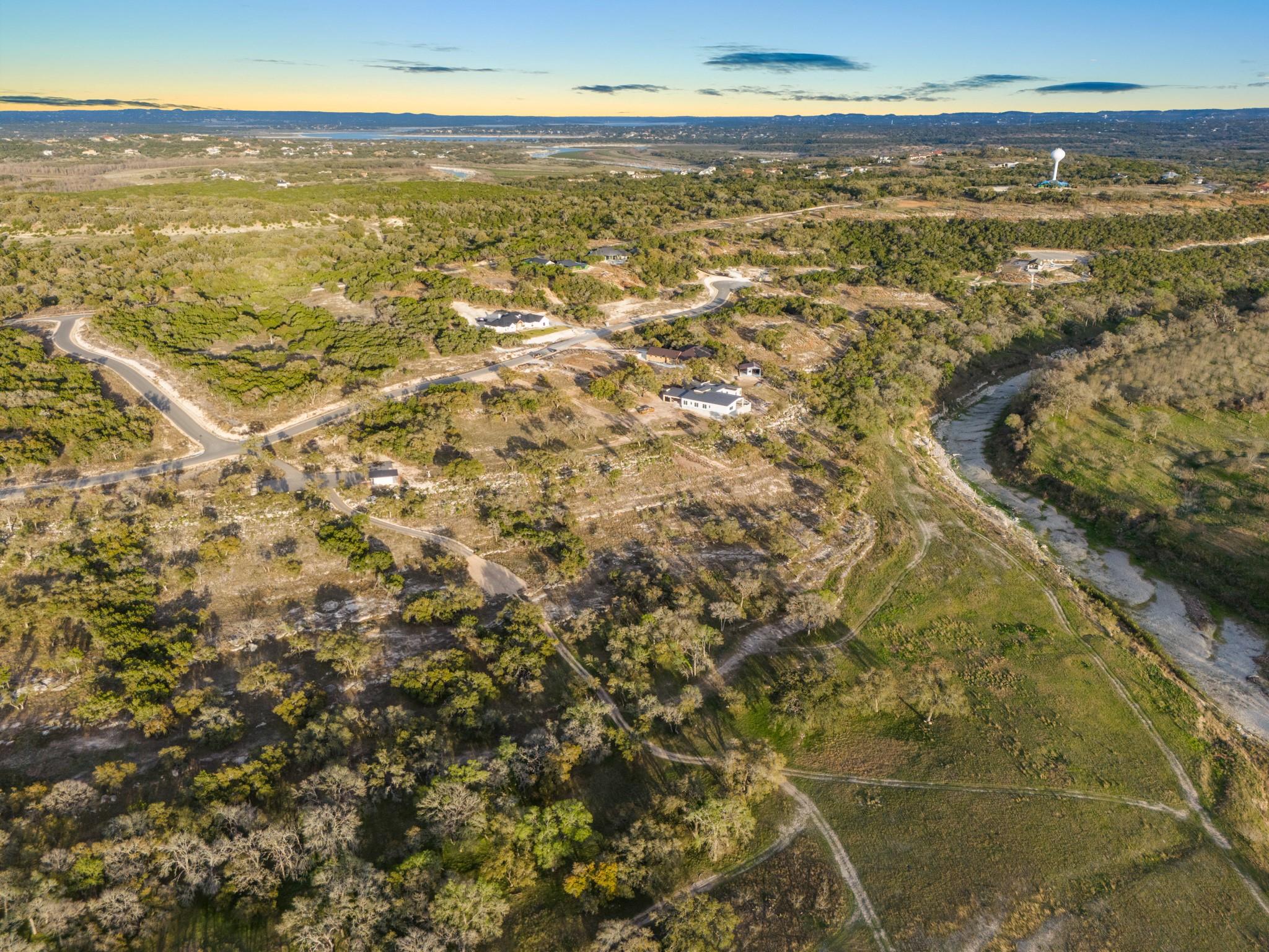 2014 Paradise Pkwy Property Photo 8