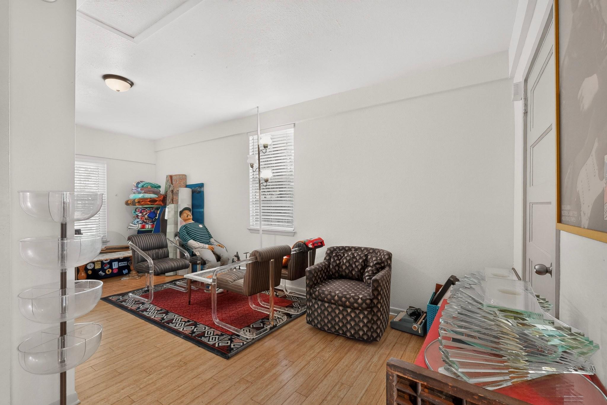 108 W Croslin St #a & B Property Photo 7