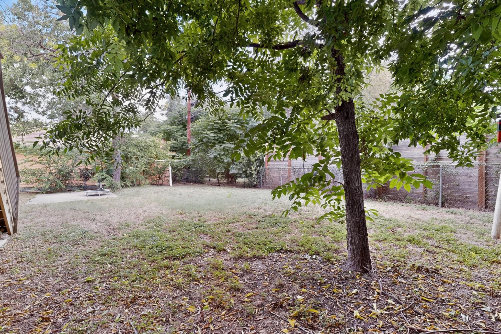 108 W Croslin St #a & B Property Photo 34