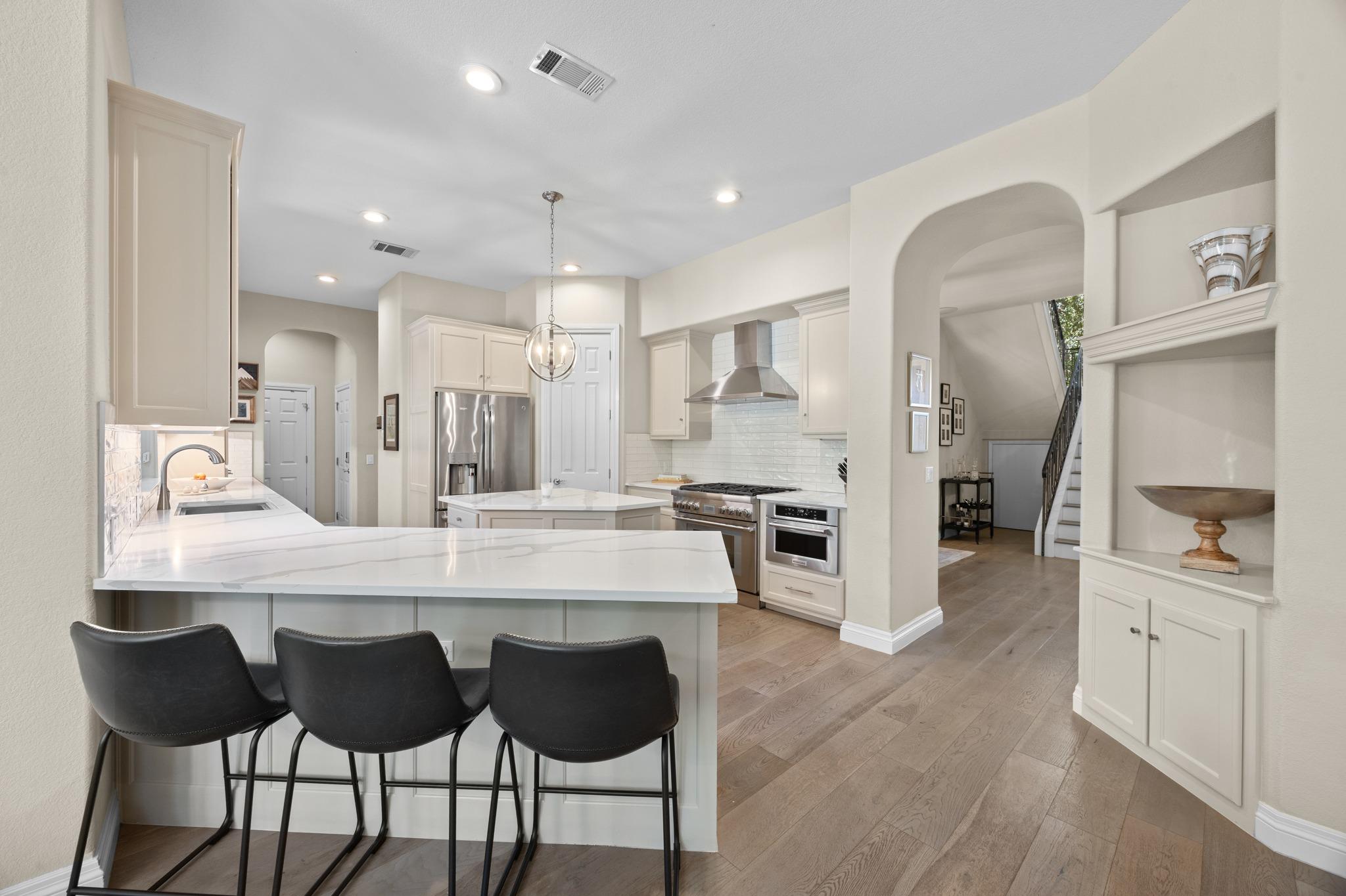11009 Conchos Trl Property Photo 10