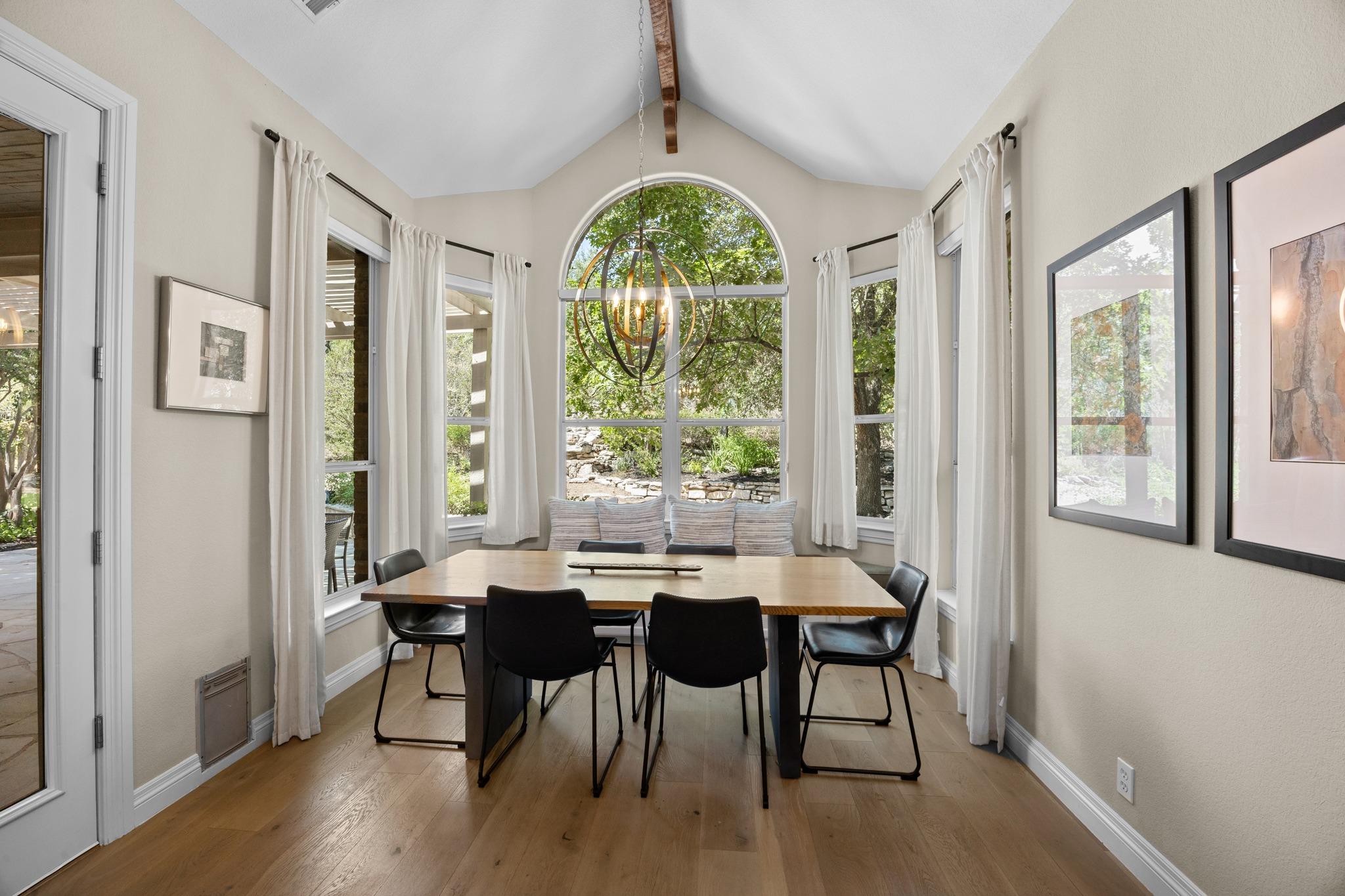 11009 Conchos Trl Property Photo 15