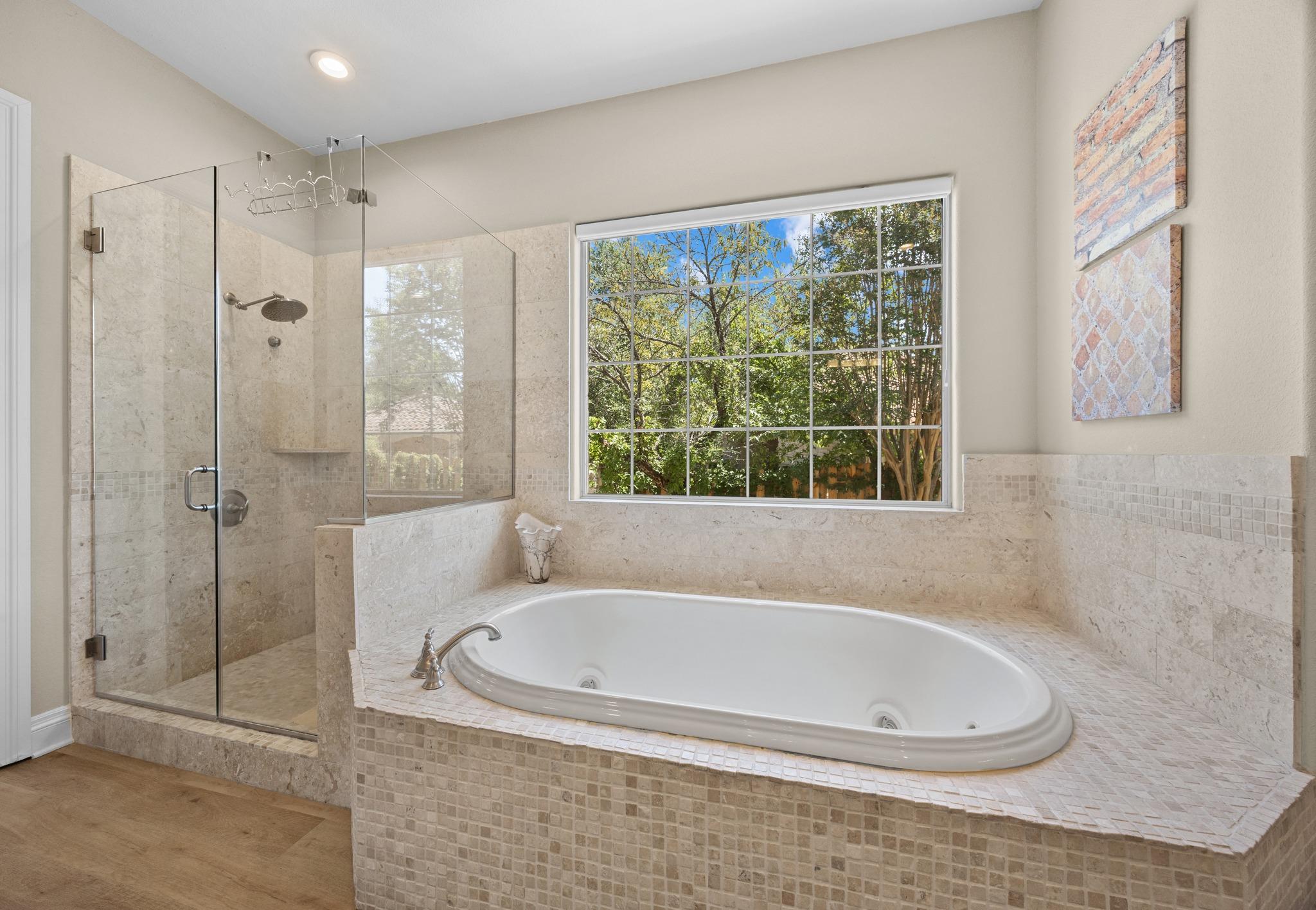 11009 Conchos Trl Property Photo 20