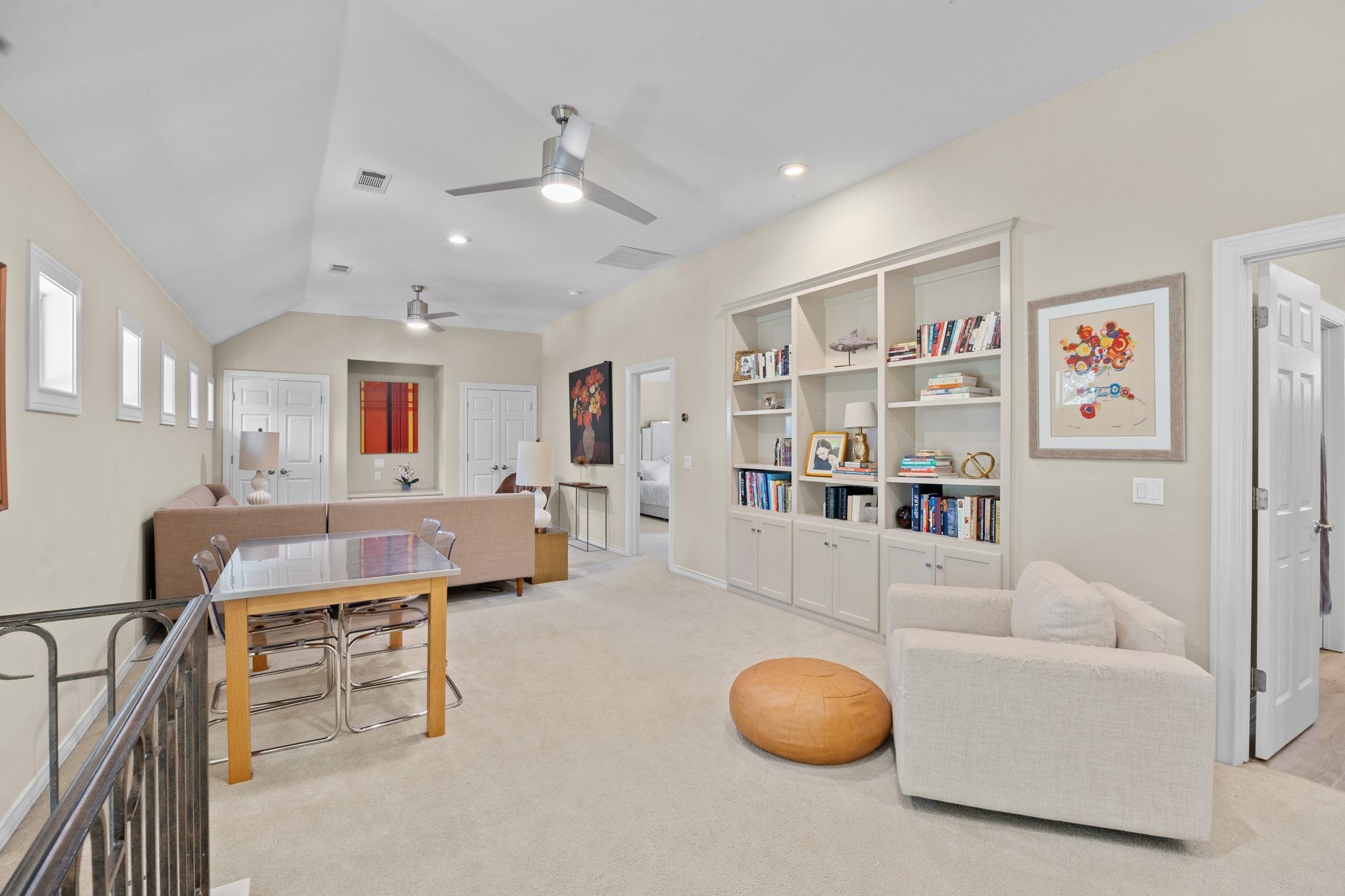 11009 Conchos Trl Property Photo 23