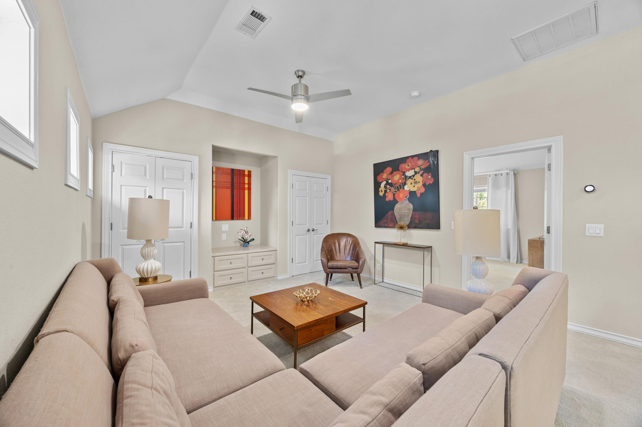 11009 Conchos Trl Property Photo 24