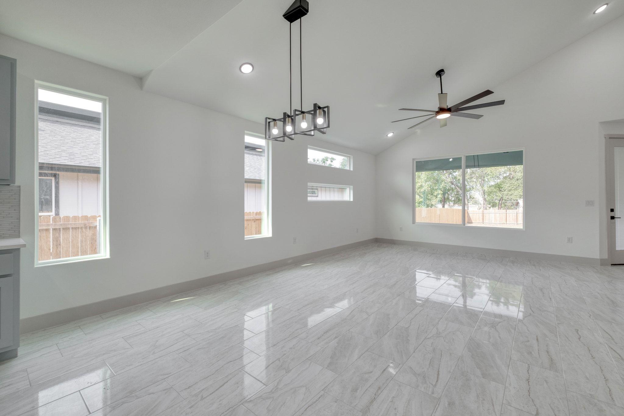 202 Washington St Property Photo 10
