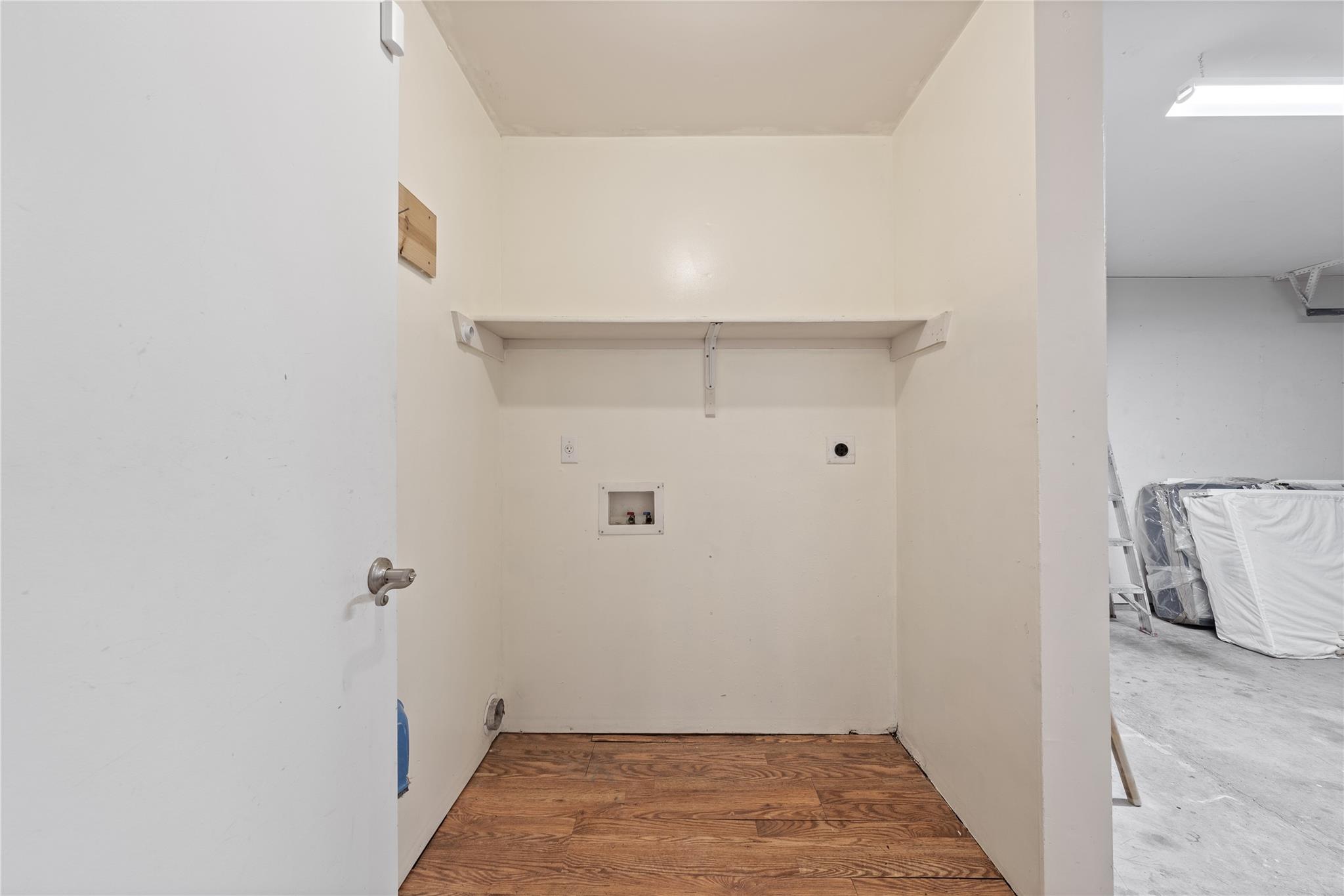 210 Mesquite Cir Property Photo 15