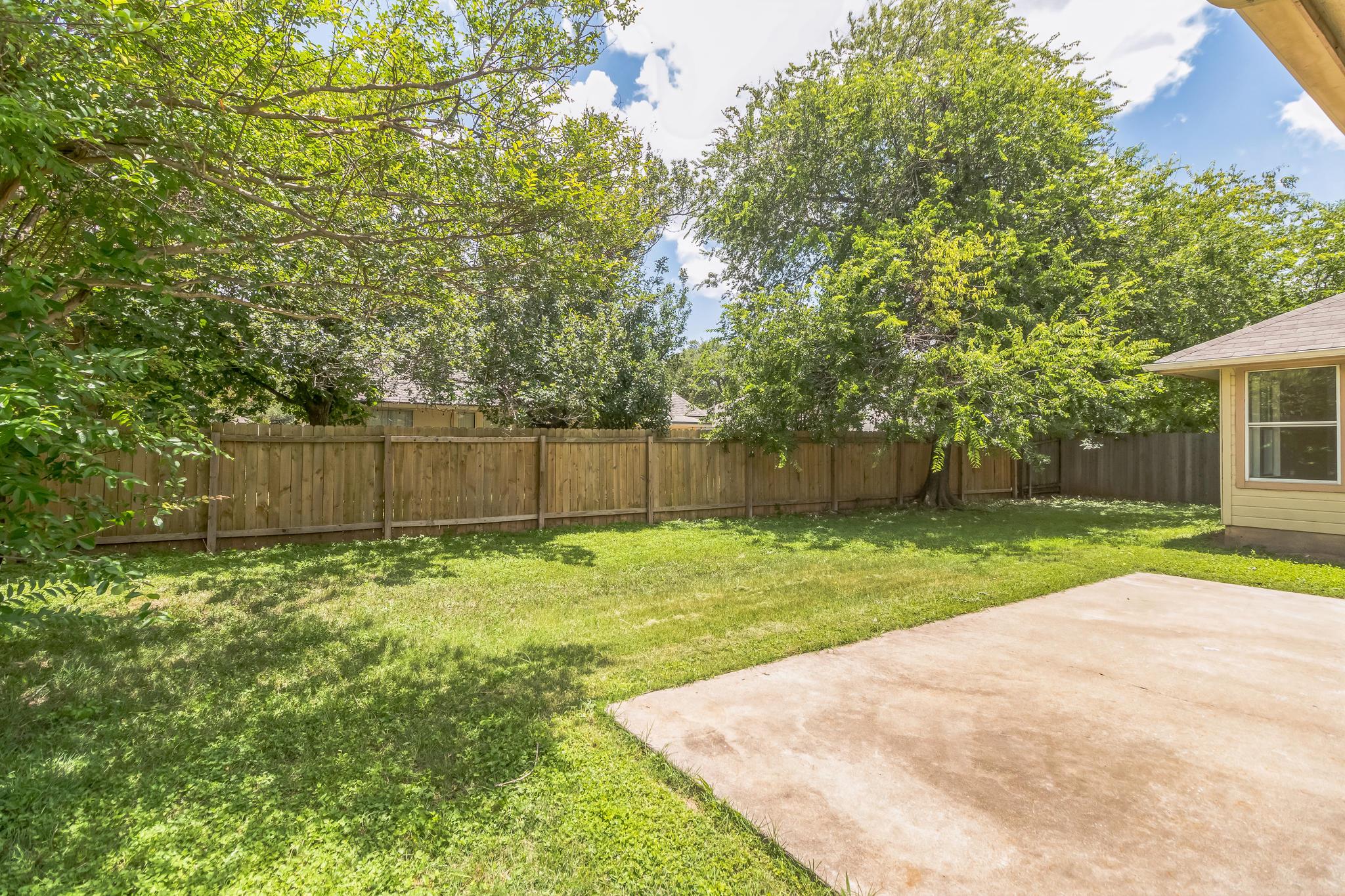 800 Mountain Ridge Dr Property Photo 31
