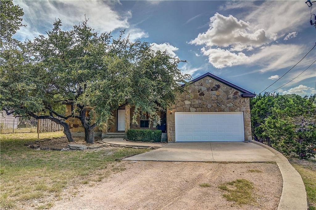 17106 Oak Cliff Cir Property Photo 1