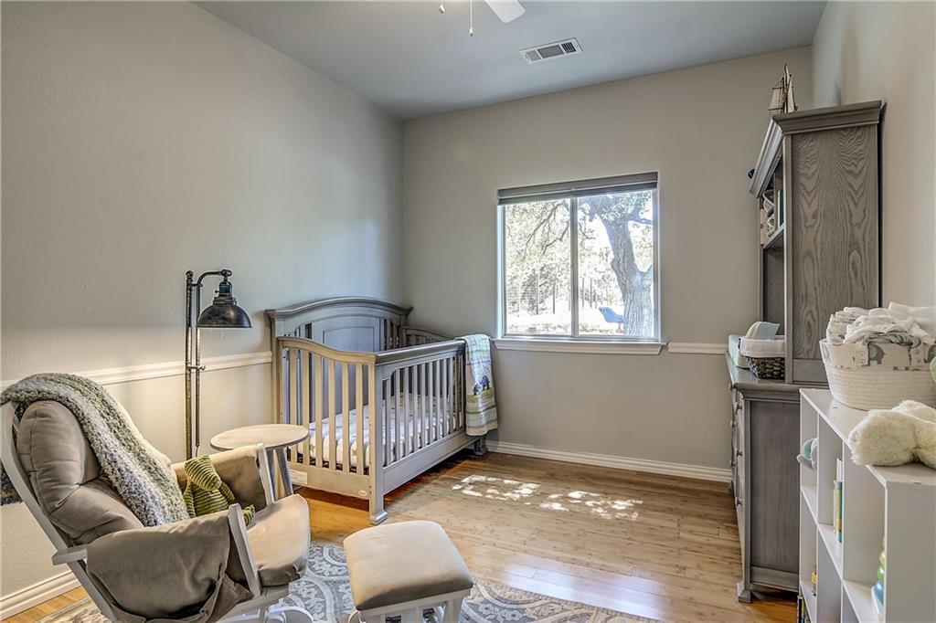 17106 Oak Cliff Cir Property Photo 14