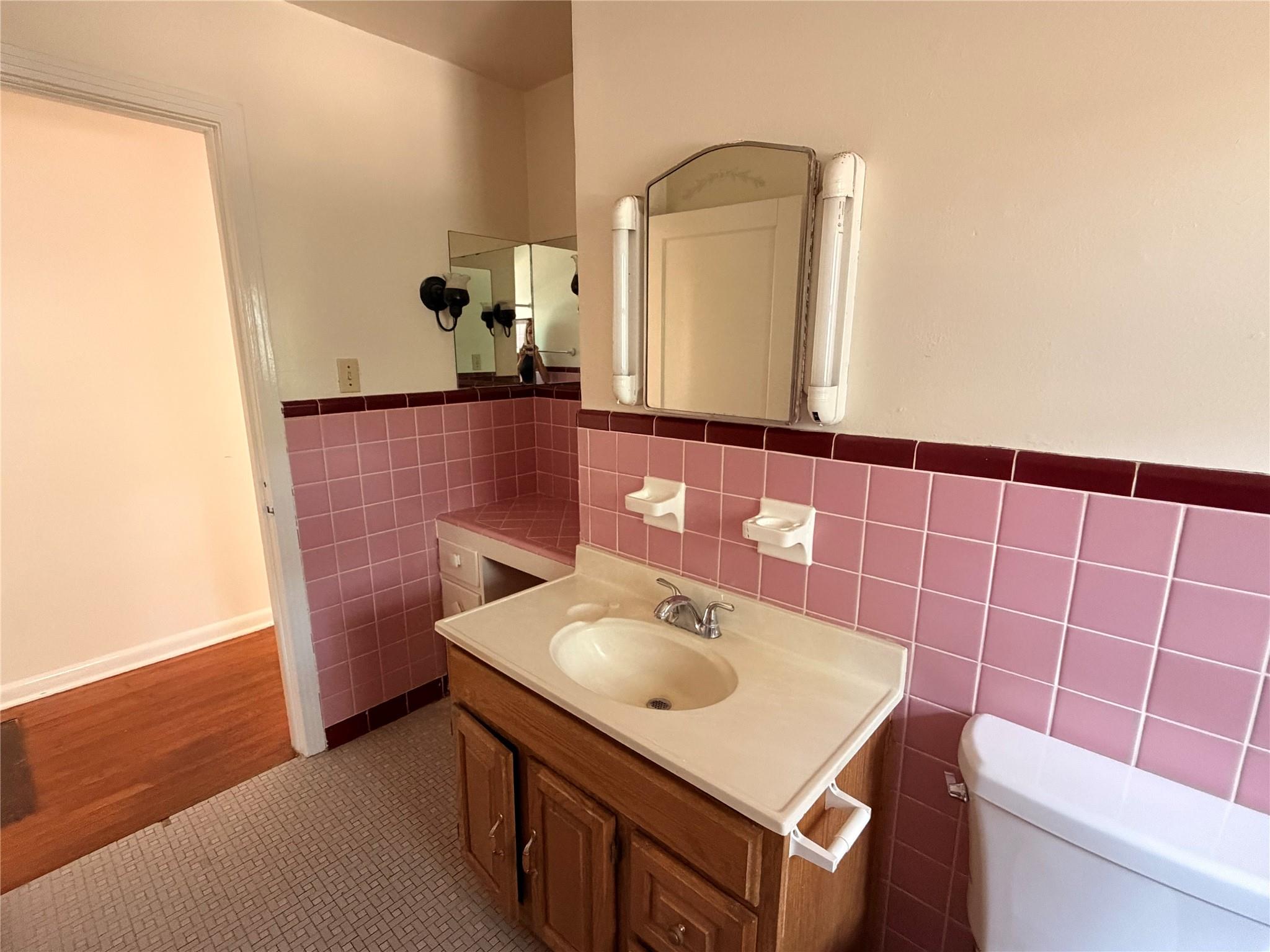 1019 Chestnut St Property Photo 9