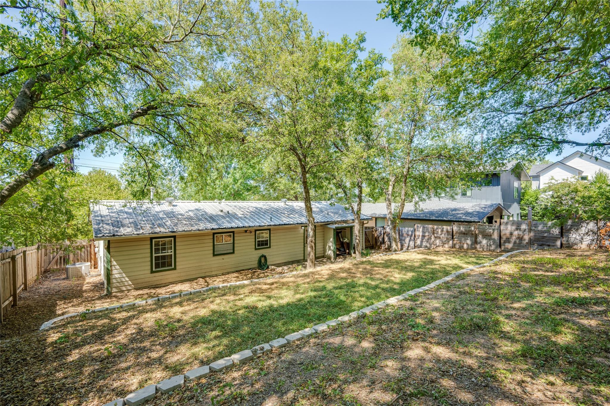 2903 S 5th St Property Photo 31