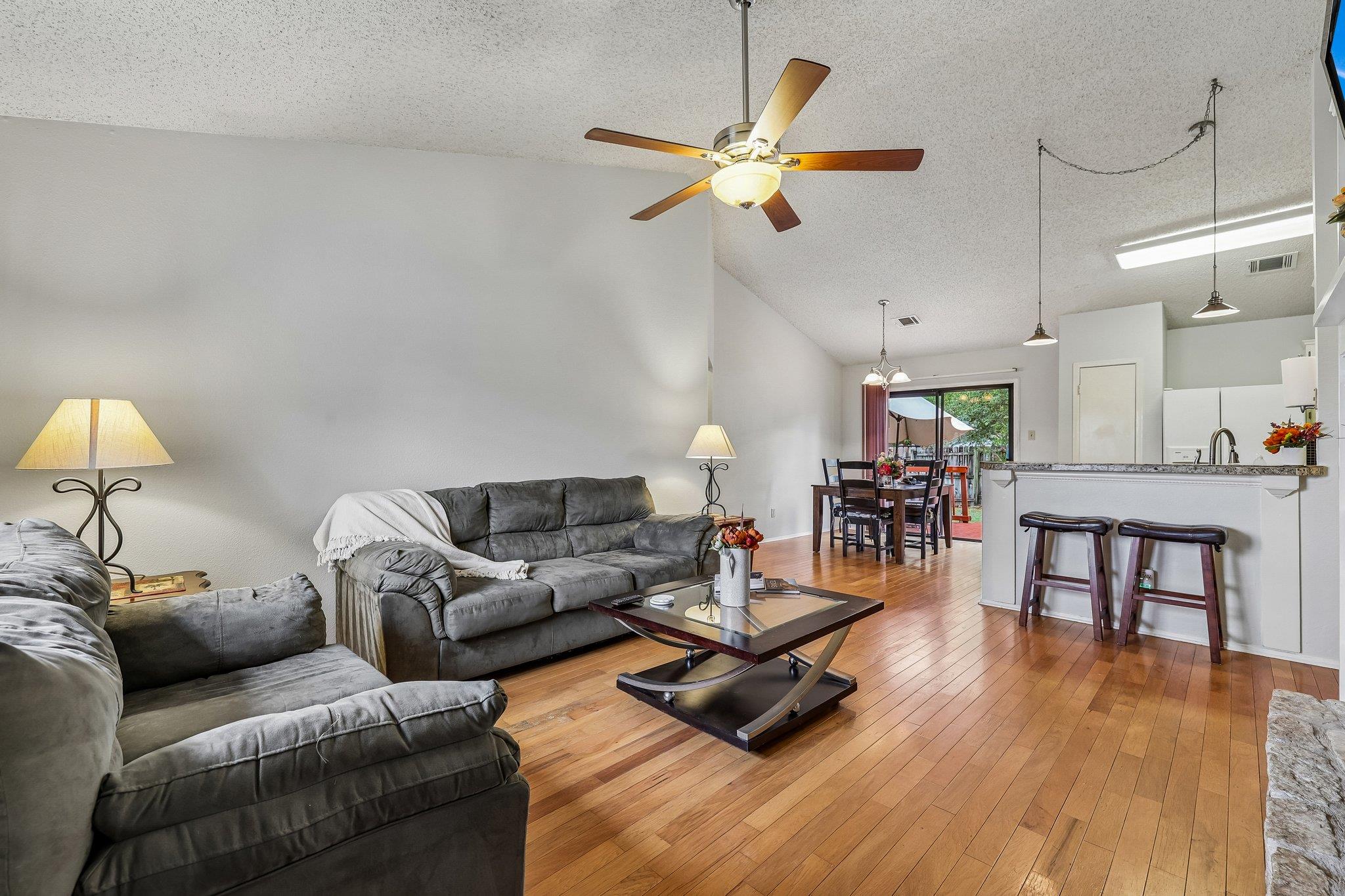 1705 Primrose Trl Property Photo 5