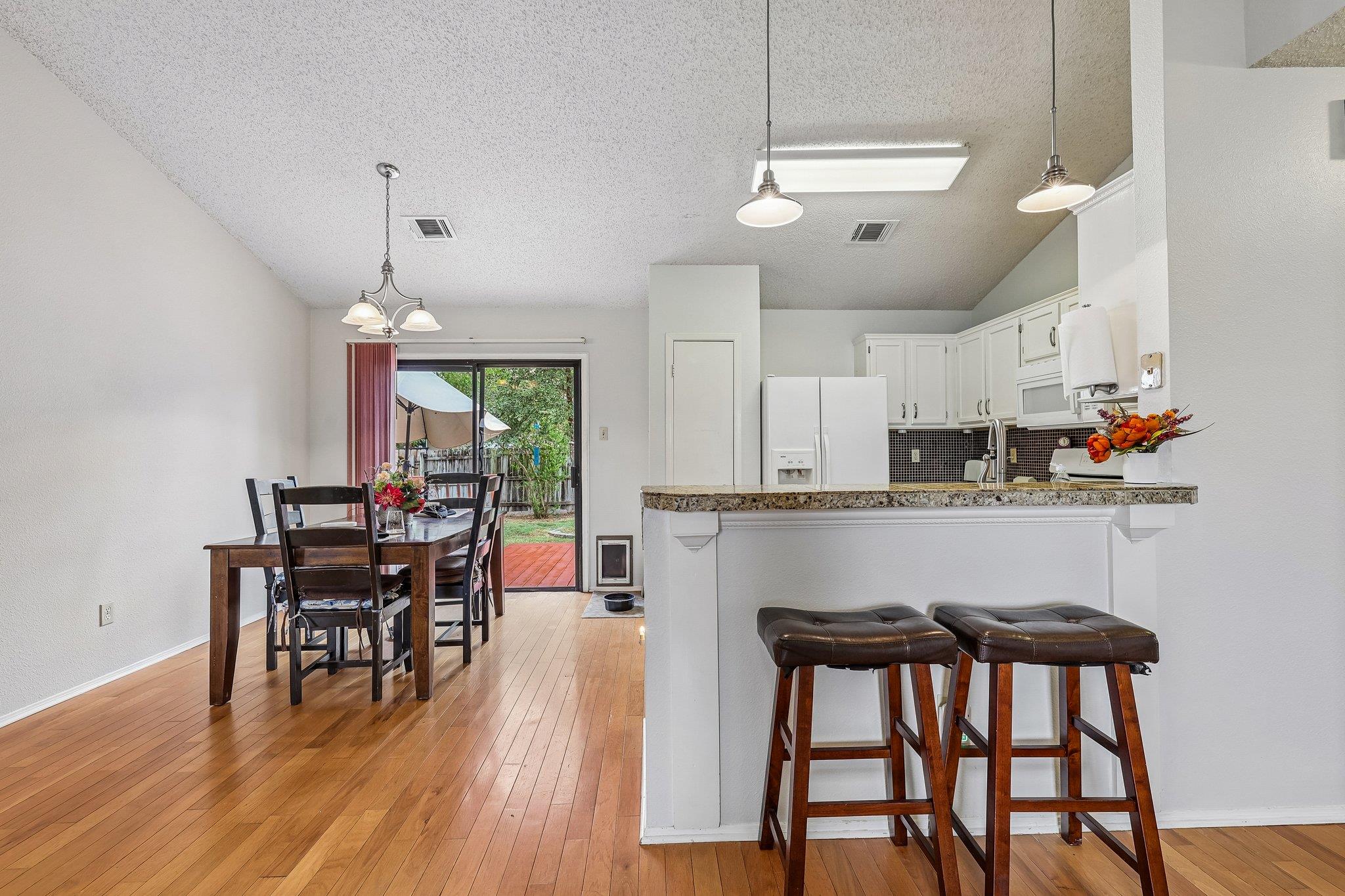 1705 Primrose Trl Property Photo 13