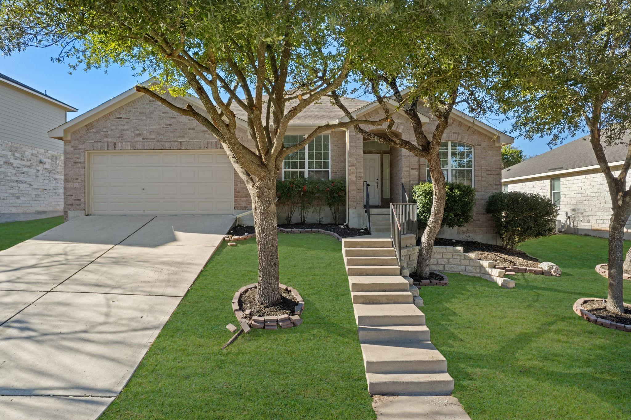 1121 Wigwam Property Photo