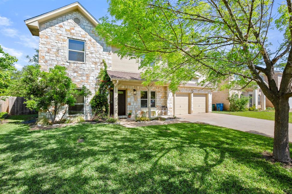 7502 Lobelia Dr Property Photo 1