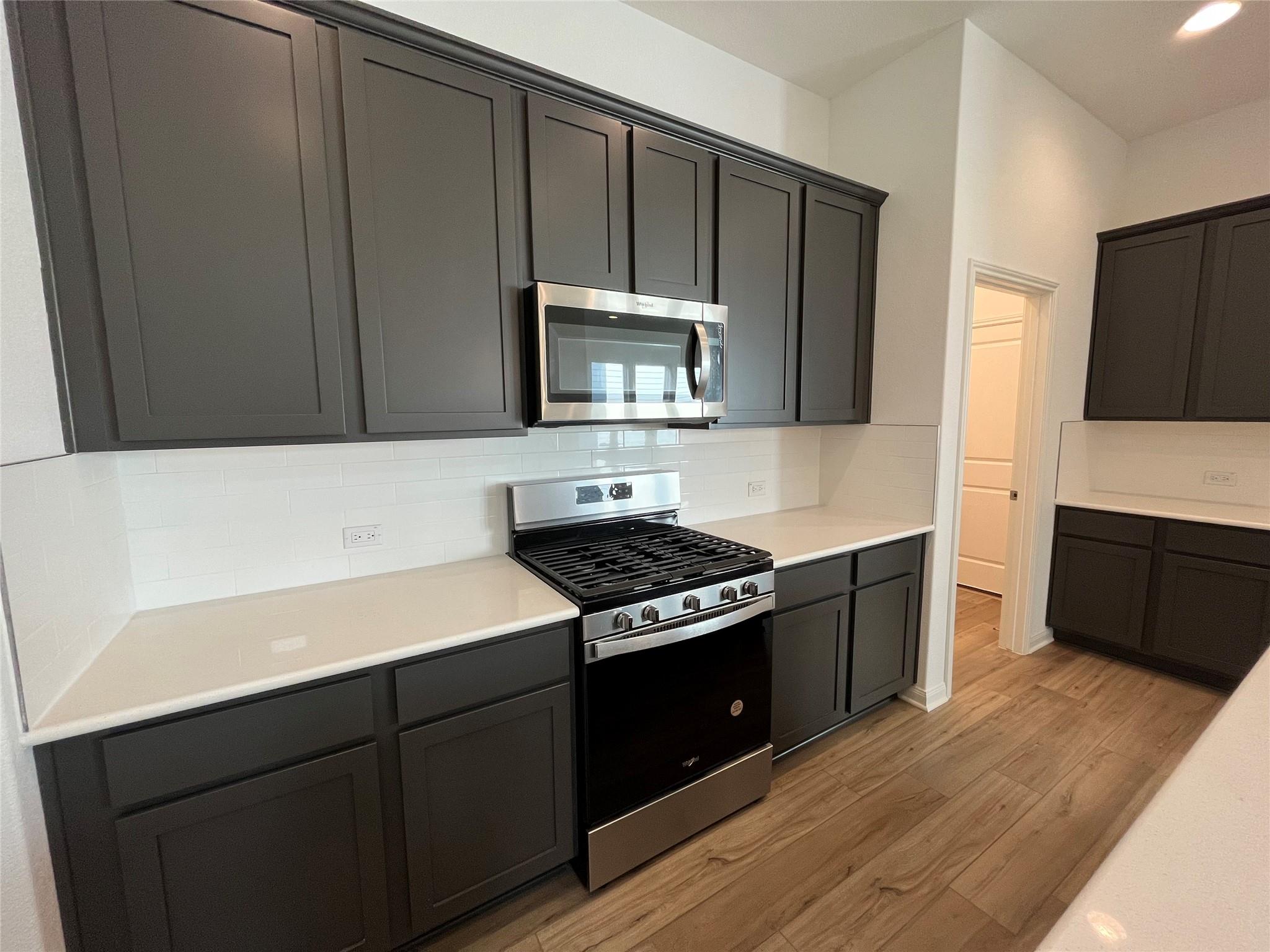 8640 Wellspring Loop Property Photo 10