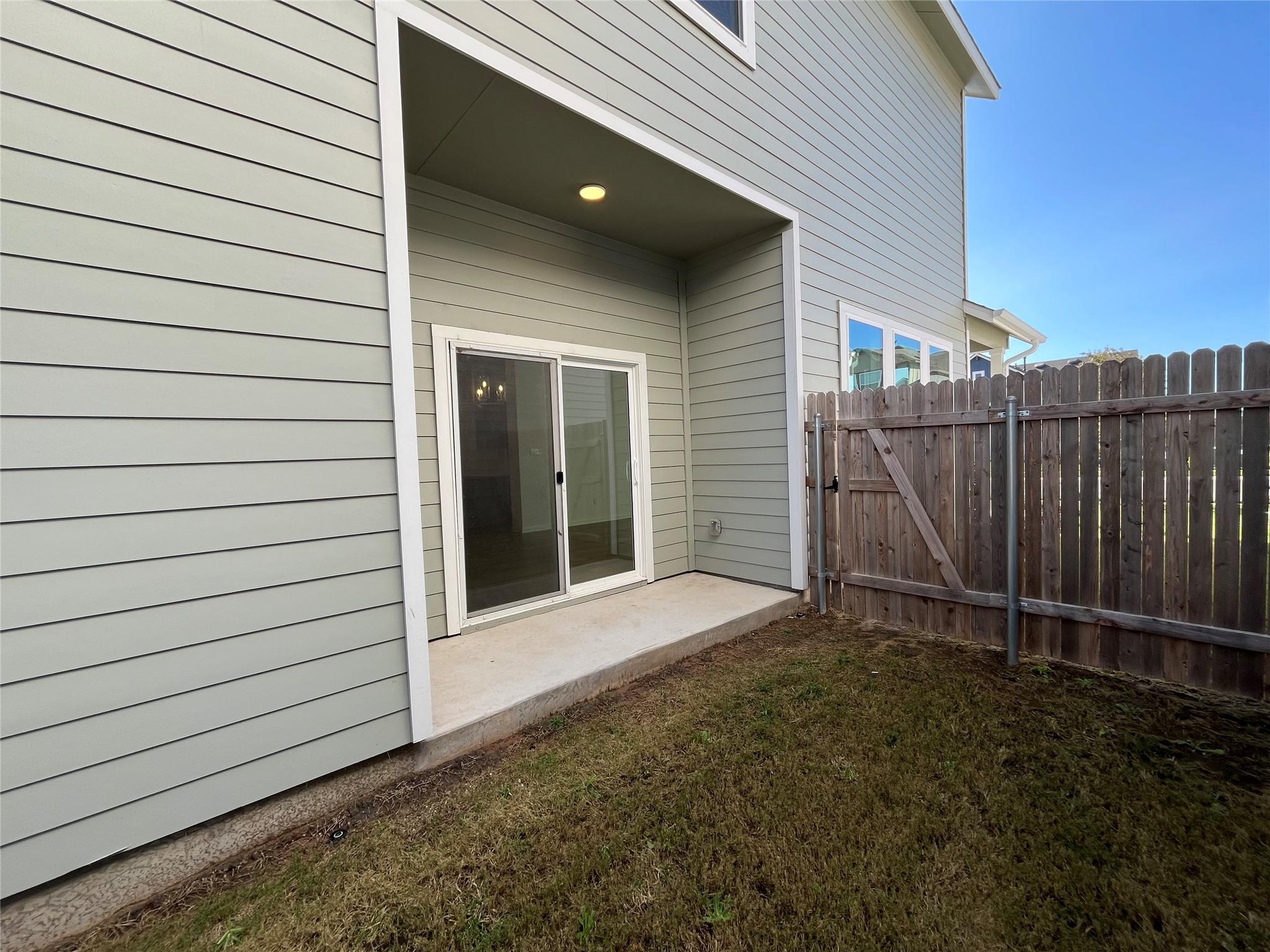 8640 Wellspring Loop Property Photo 21