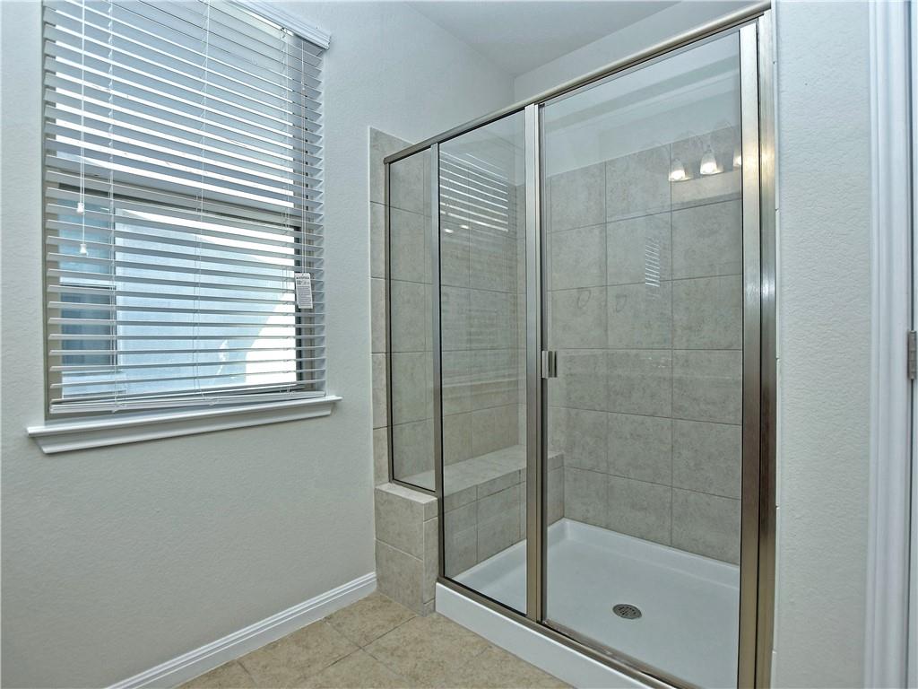 3240 E Whitestone Blvd #35 Property Photo 18