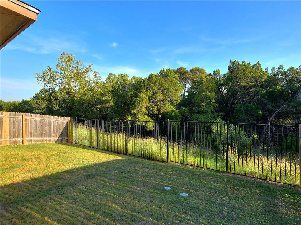 3240 E Whitestone Blvd #35 Property Photo 29