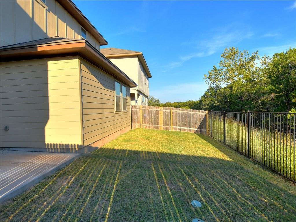 3240 E Whitestone Blvd #35 Property Photo 30
