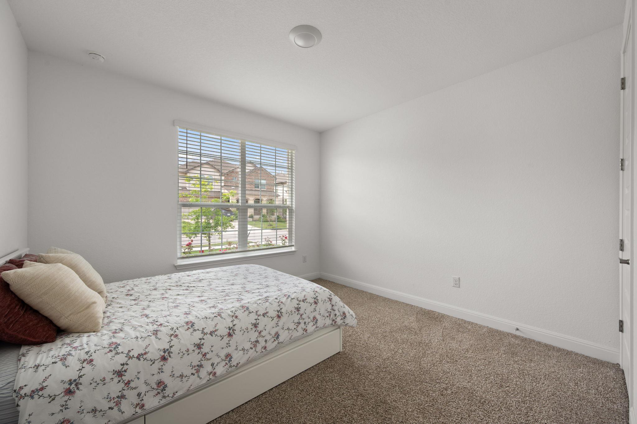 1621 Weavers Bnd Property Photo 21