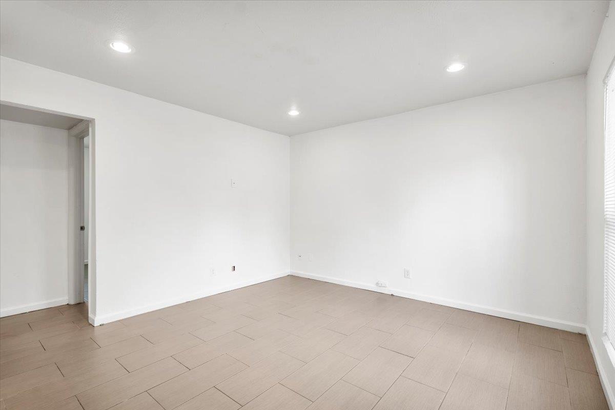 3464 Willowrun Dr #c Property Photo 19