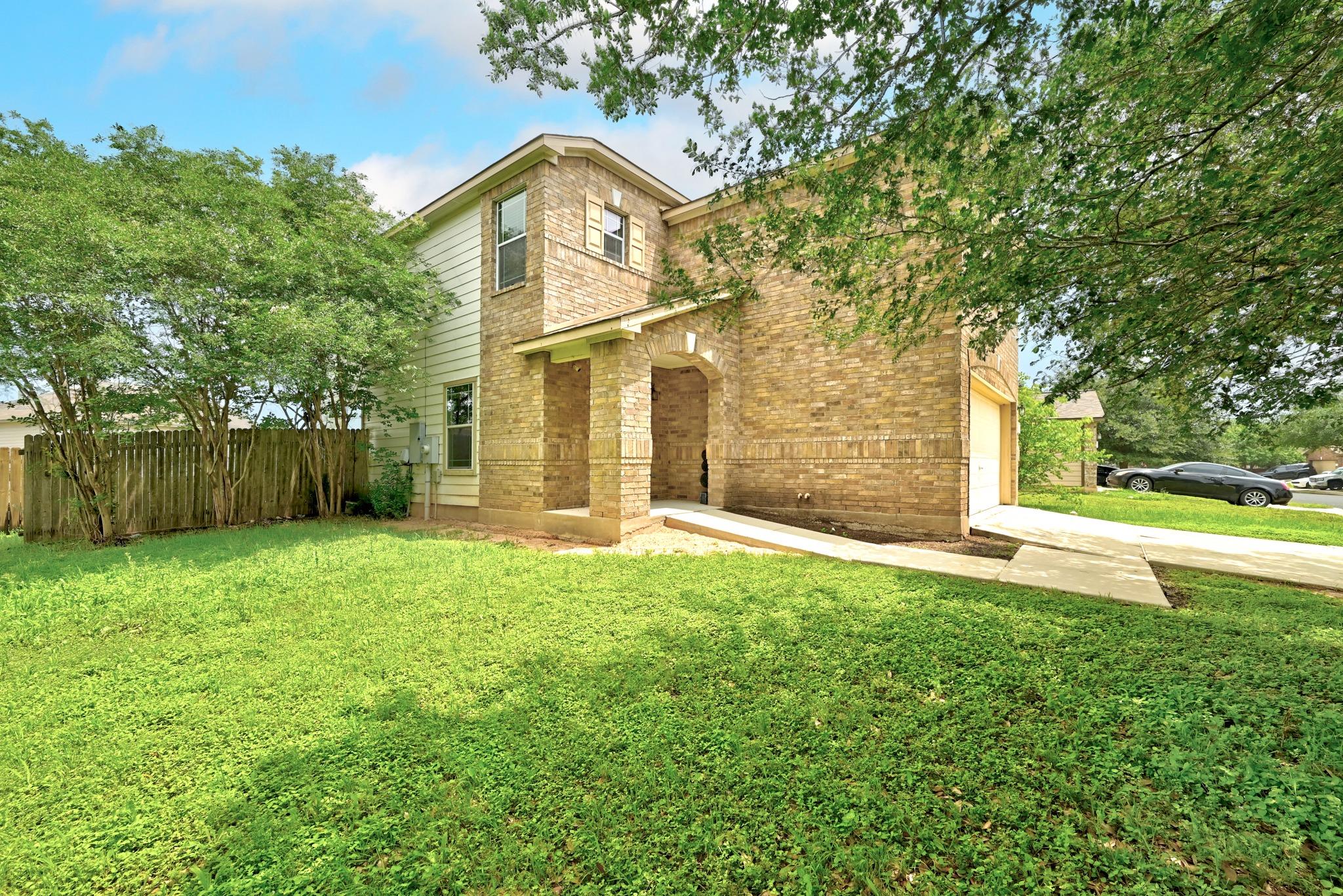 6800 Baythorne Dr Property Photo 1