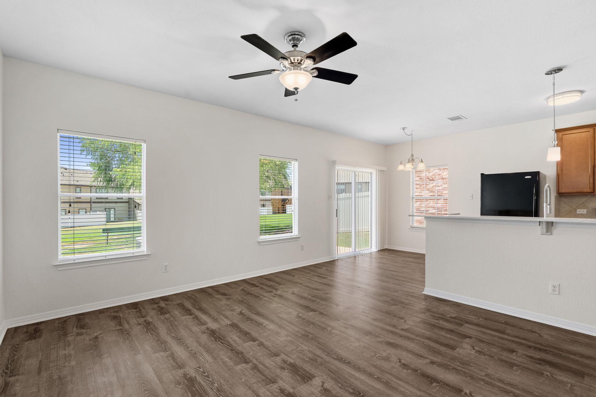 1900 Little Elm Trl #78 Property Photo 4