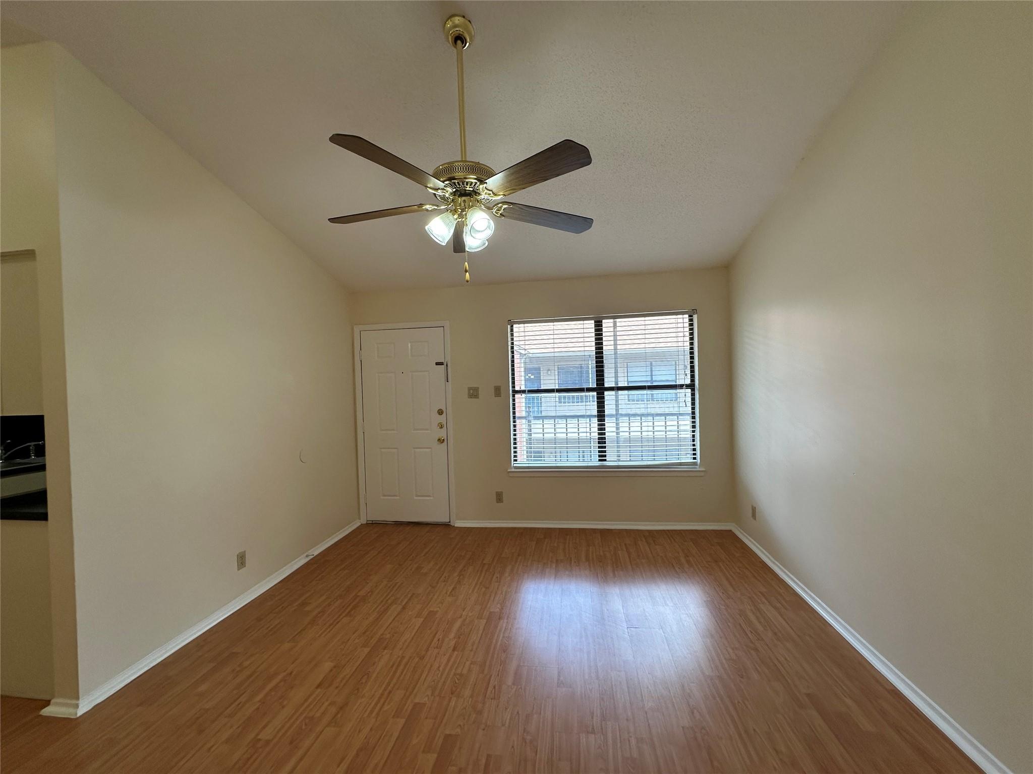 106 E 30th St E #310 Property Photo 12