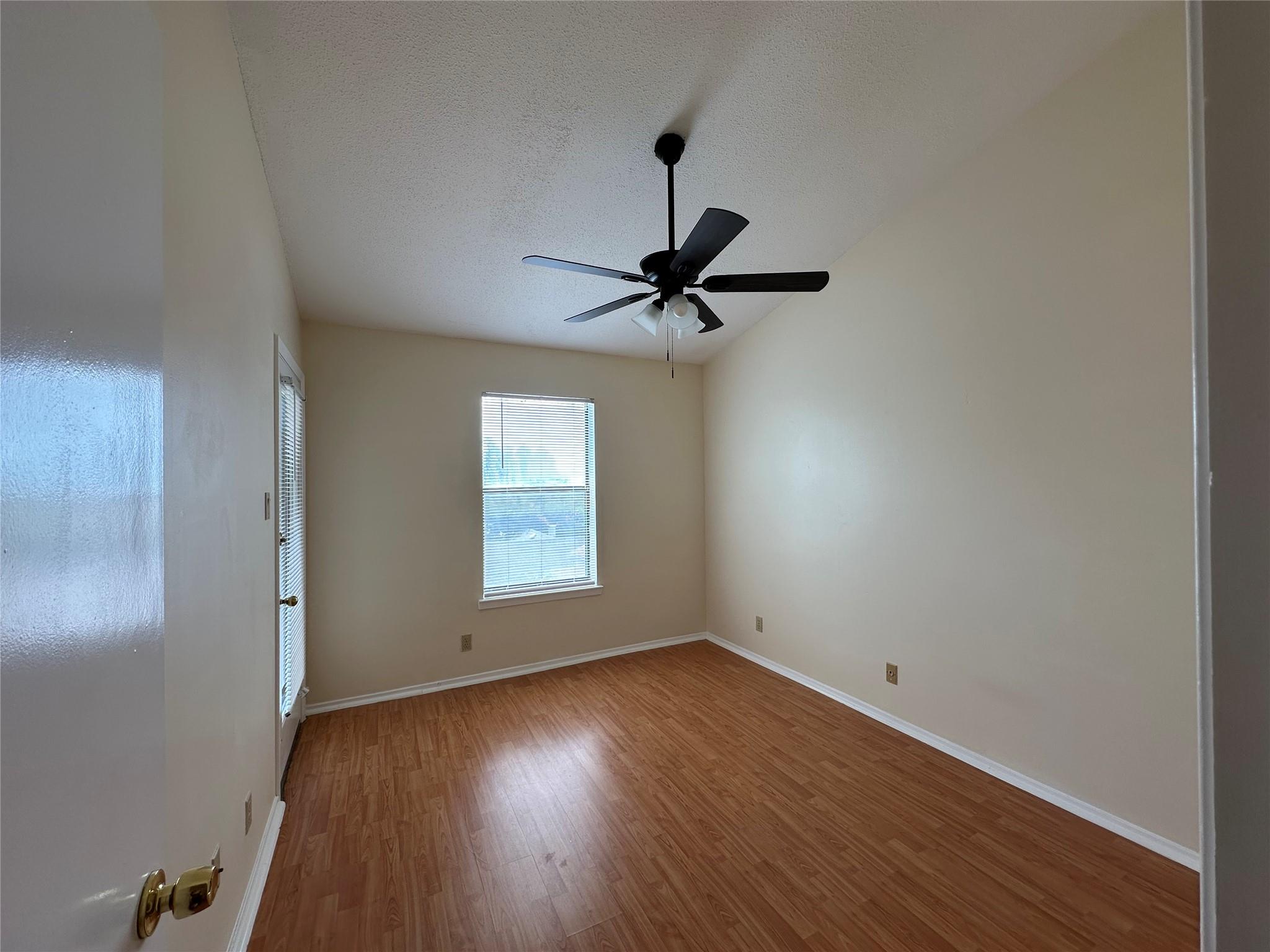 106 E 30th St E #310 Property Photo 15