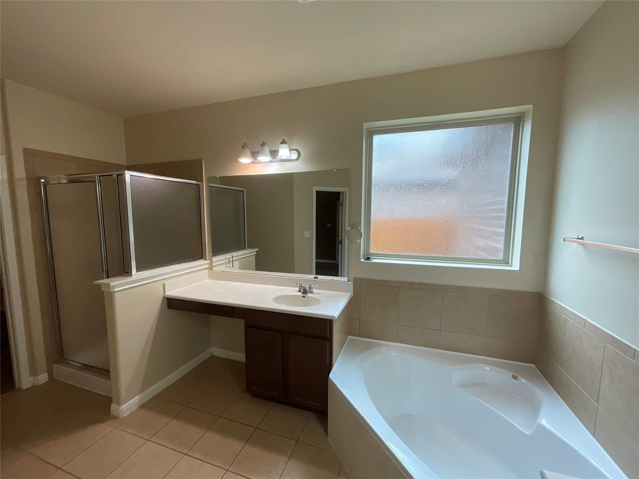 615 Seminole Canyon Dr Property Photo 11