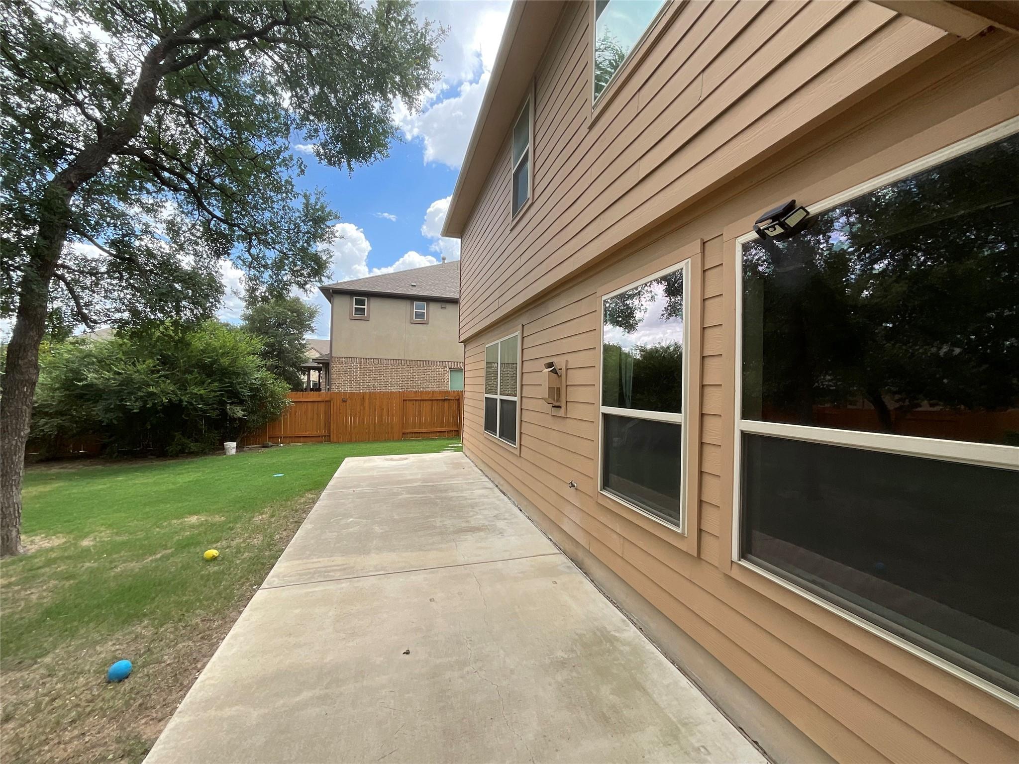 615 Seminole Canyon Dr Property Photo 29