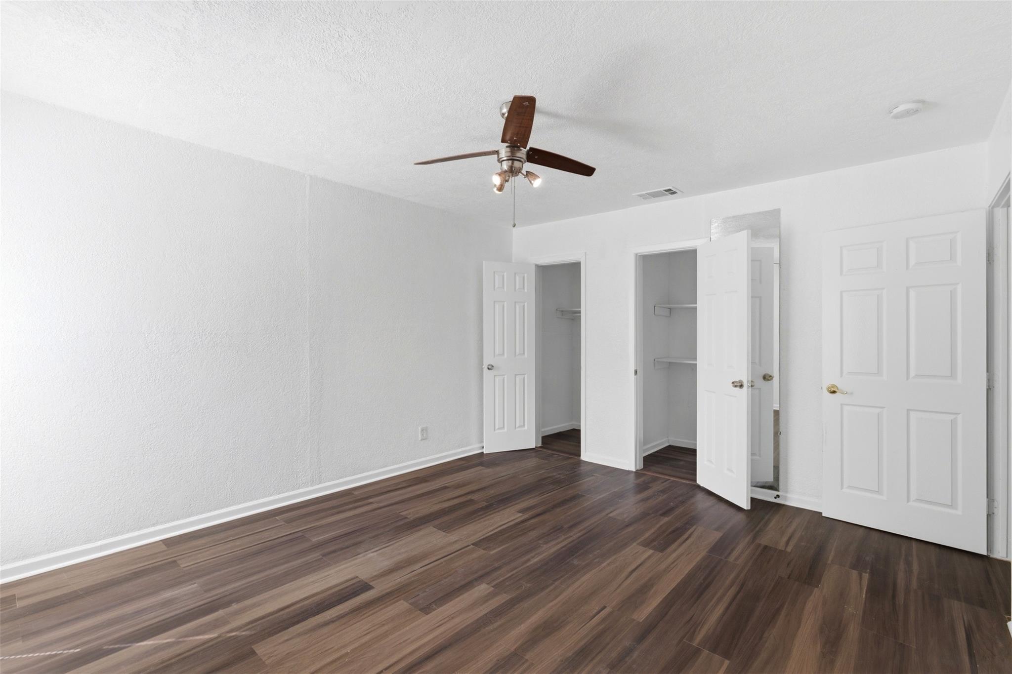 206 Oscar St Property Photo 14